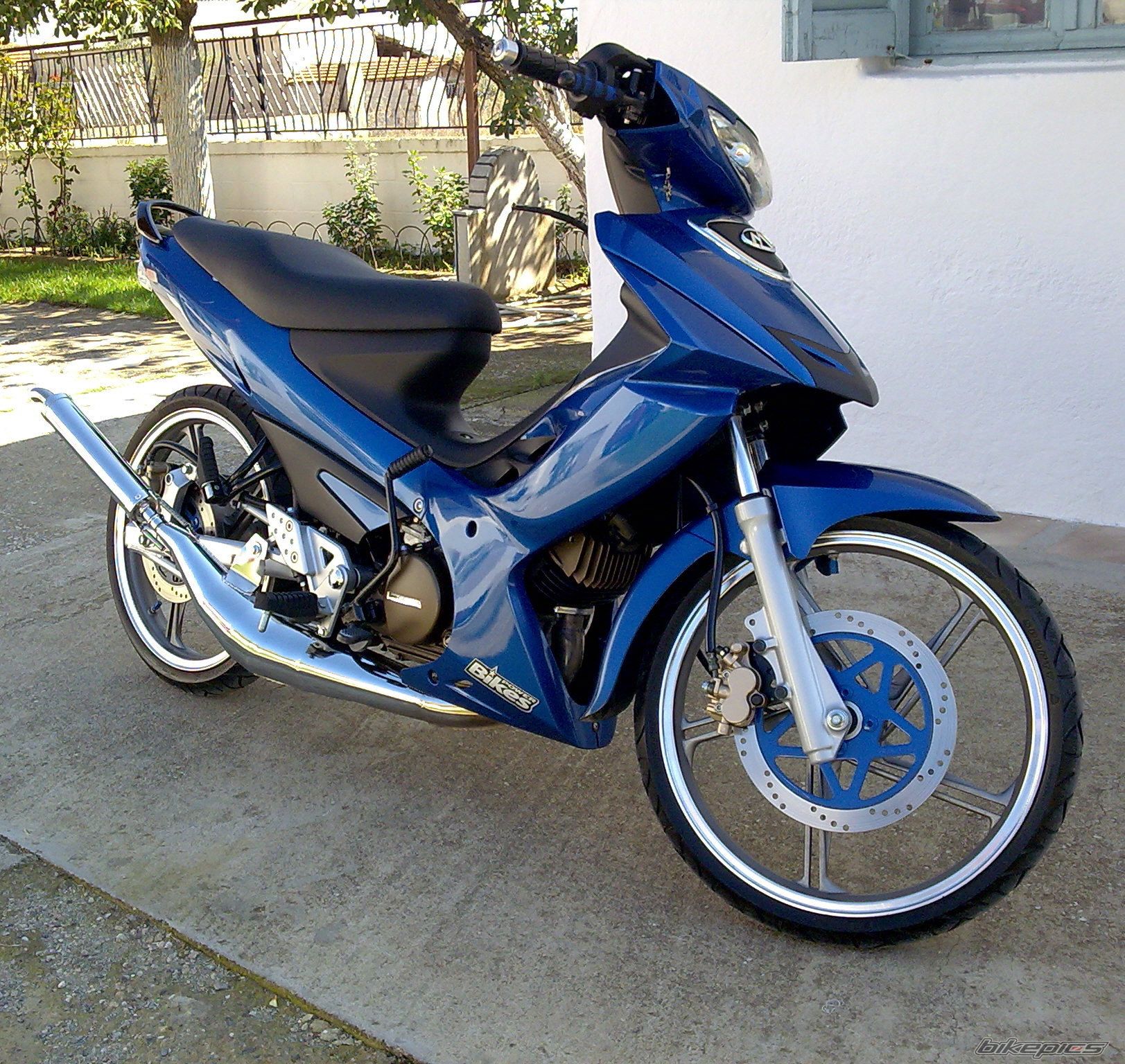 Photo 1451894