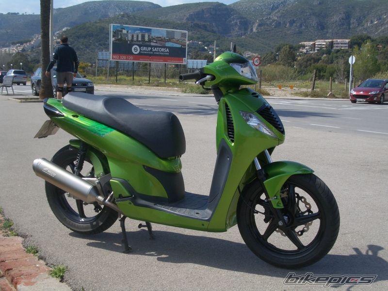 Photo 1452215
