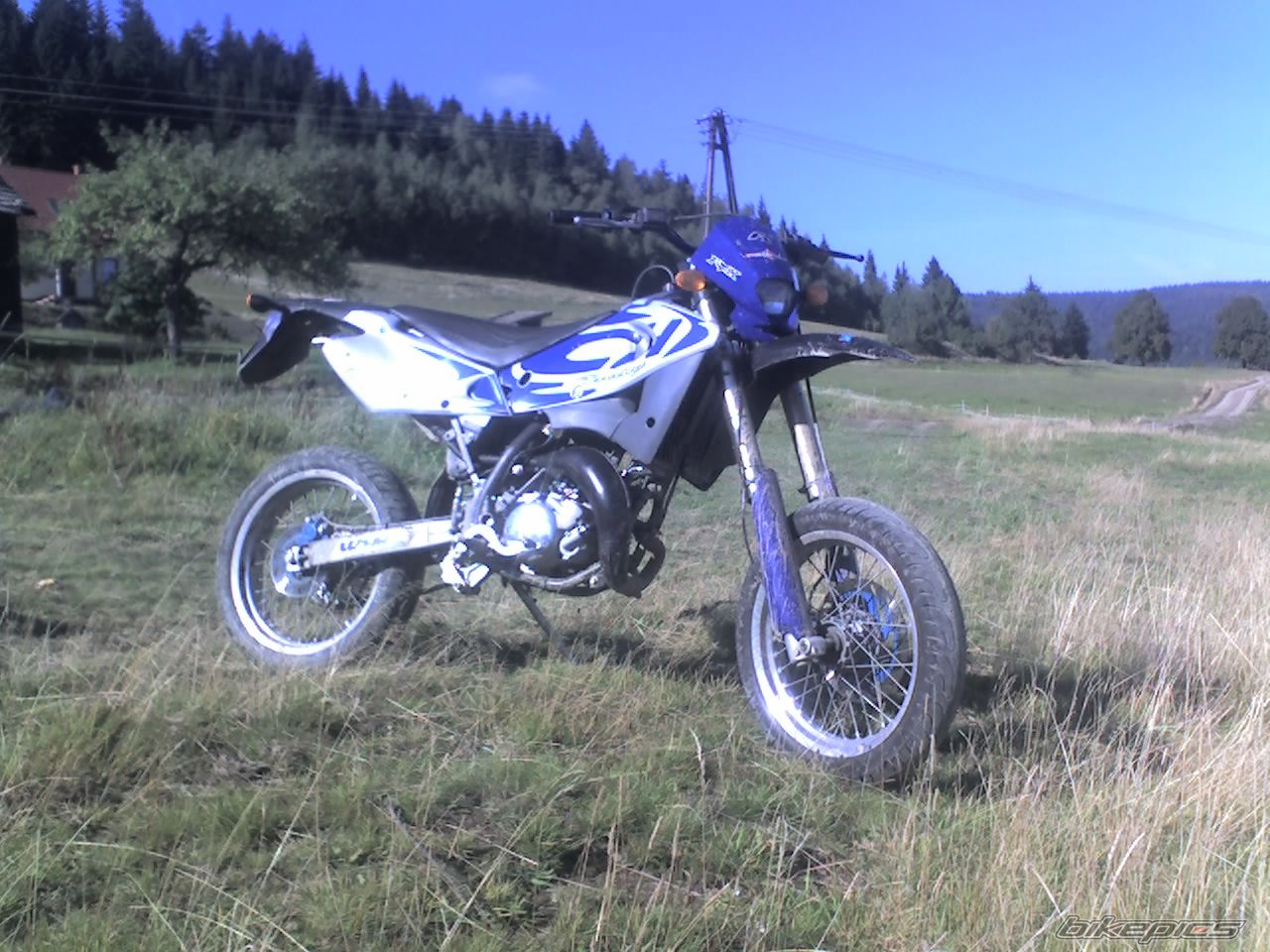 Photo 1452868