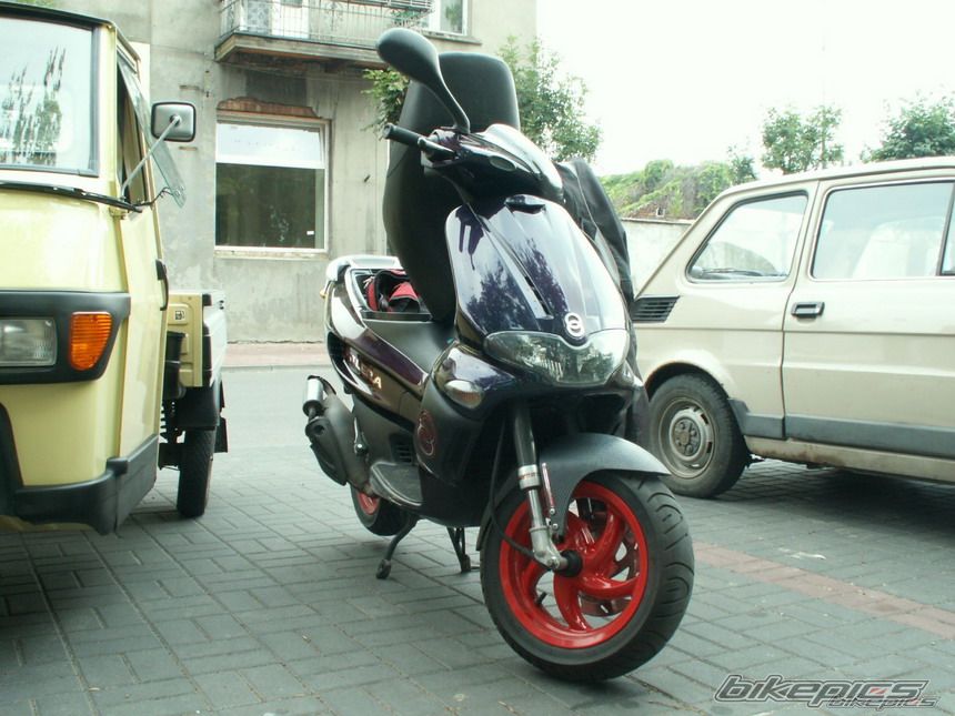 Photo 1453084