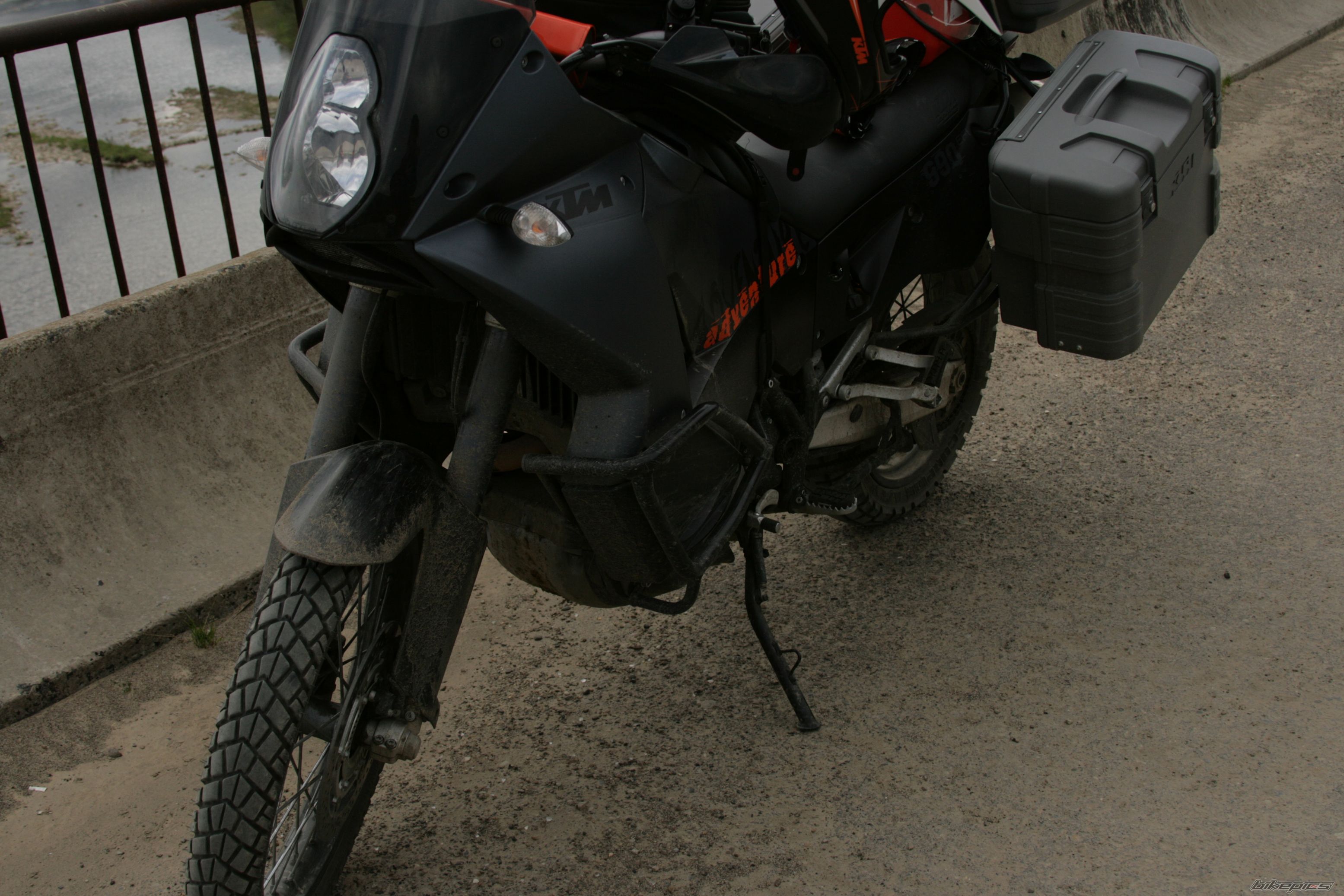 Photo 1453279