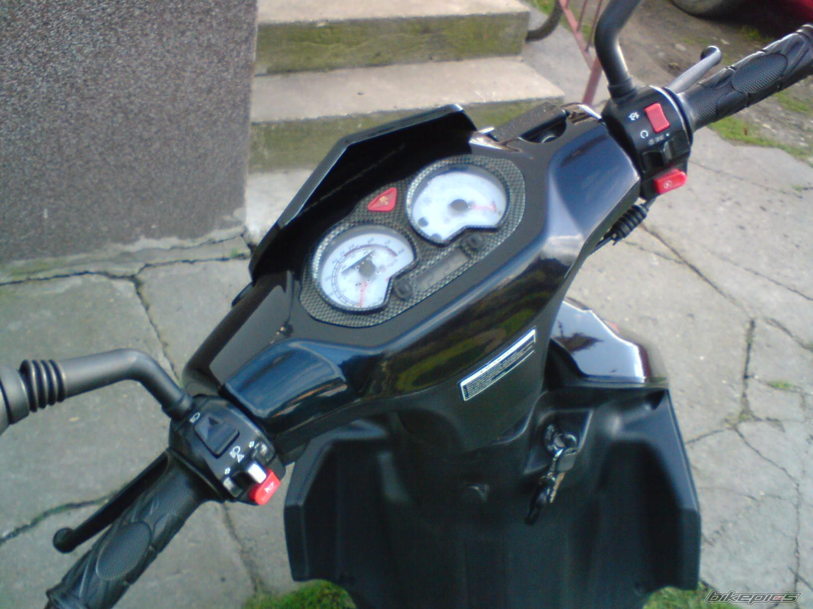 Photo 1453829