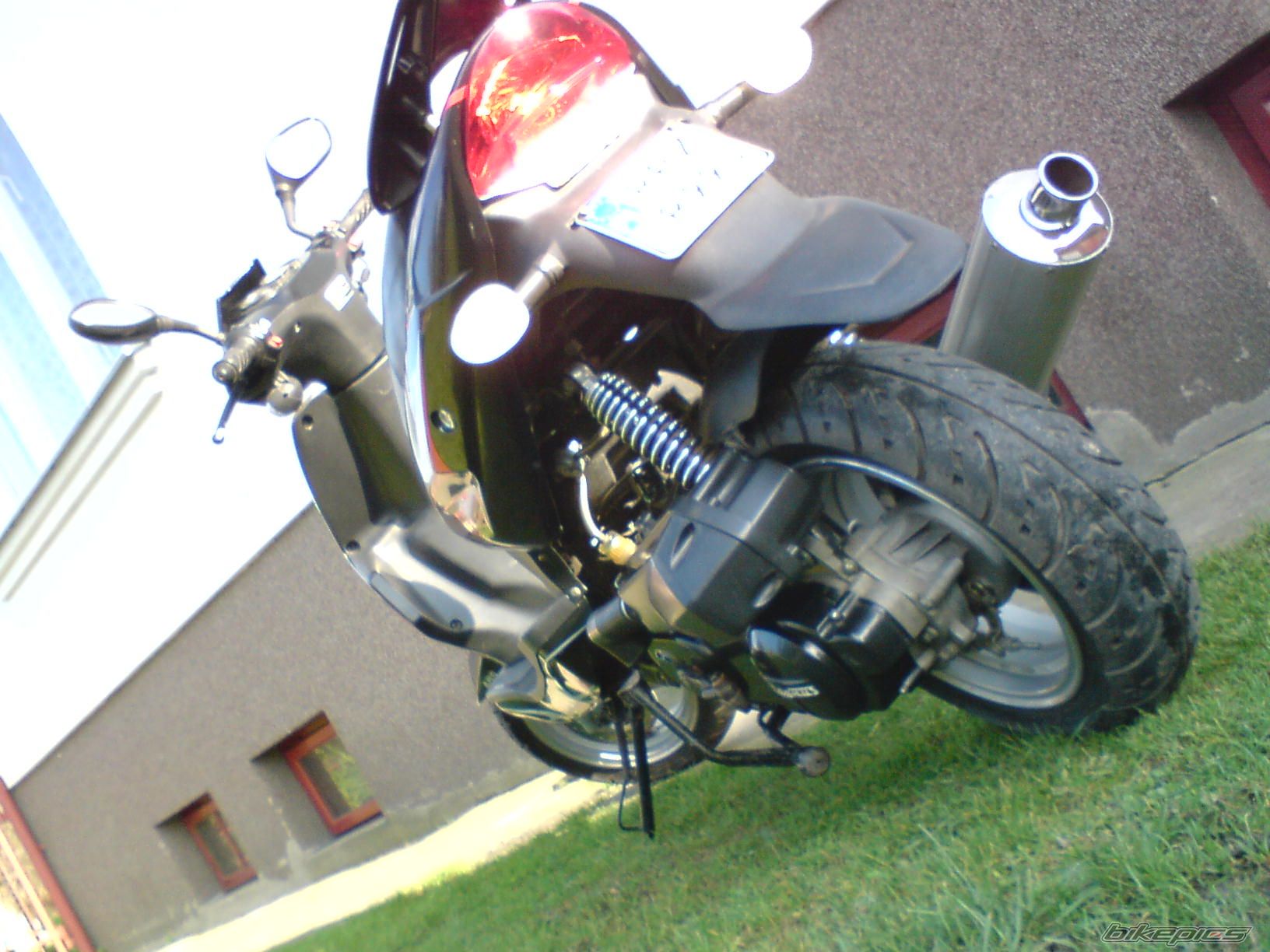 Photo 1453835