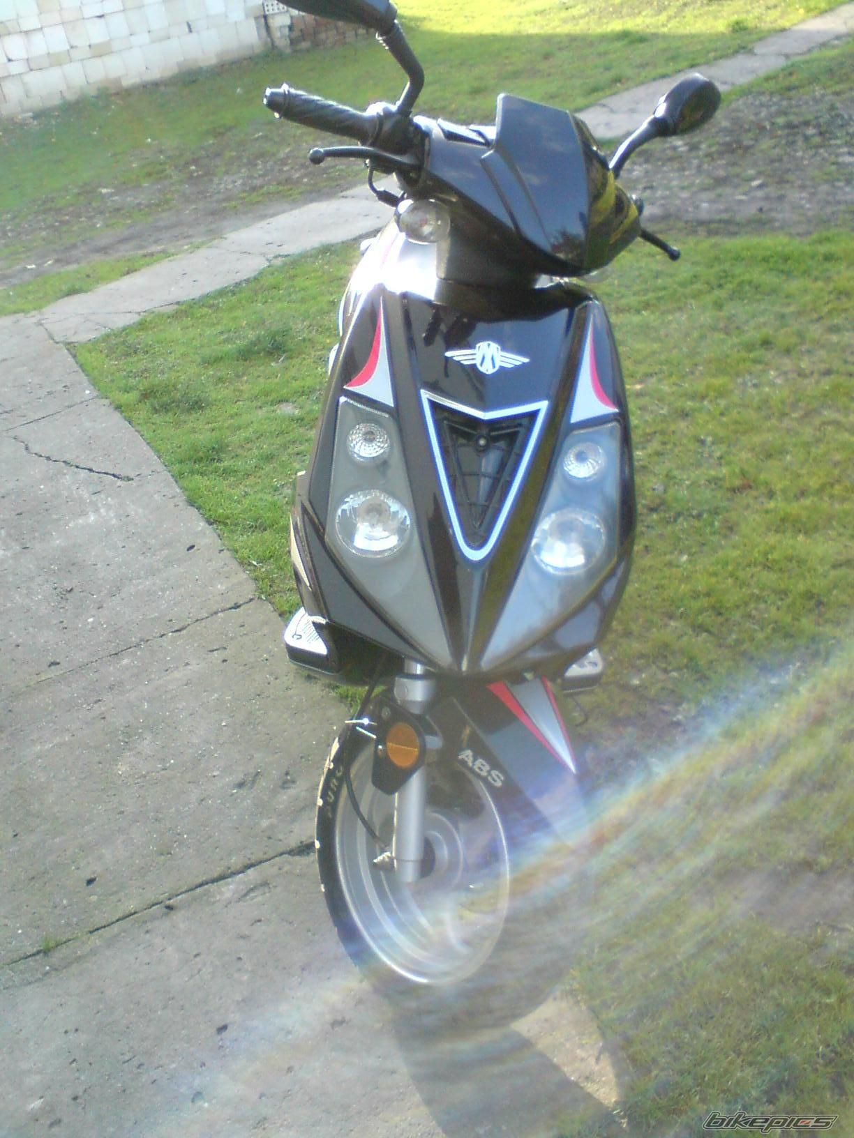 Photo 1453840