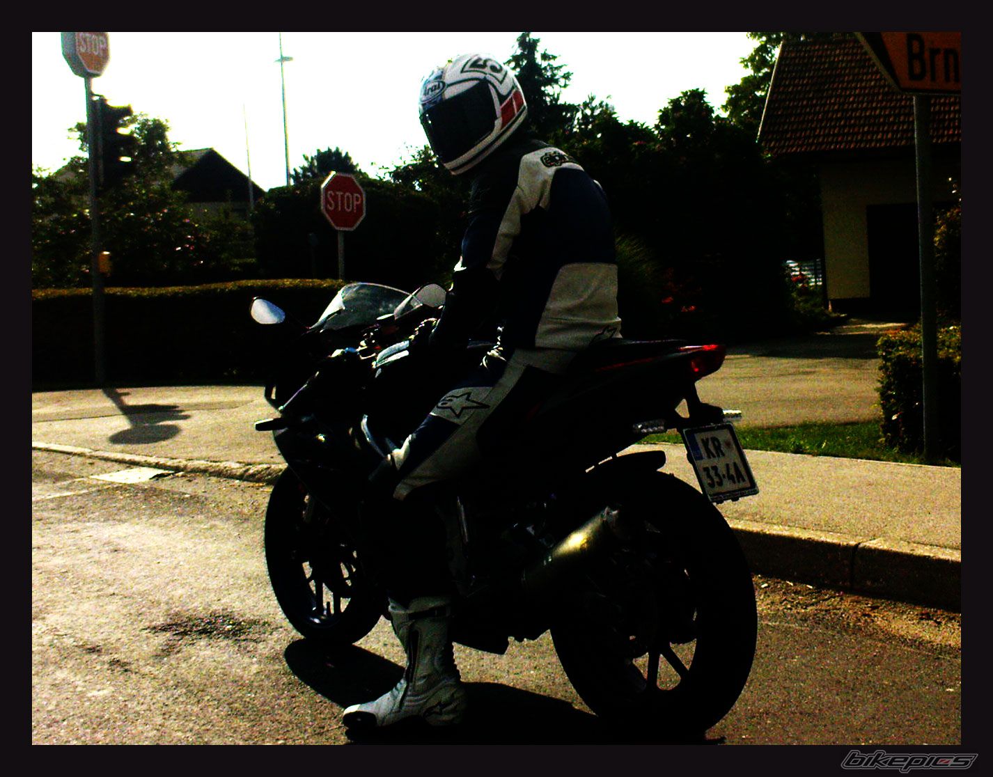 Photo 1453992