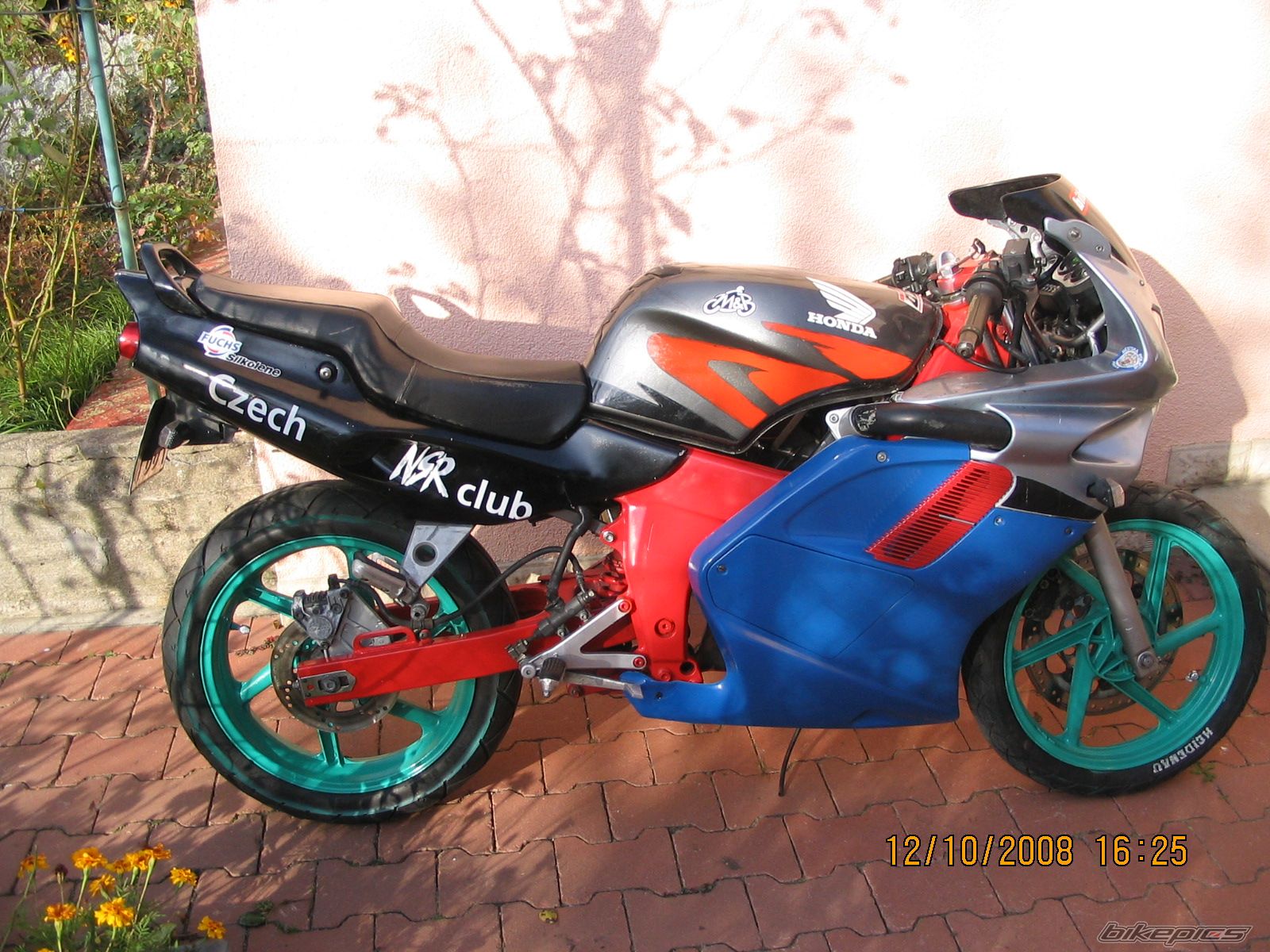 Photo 1454843