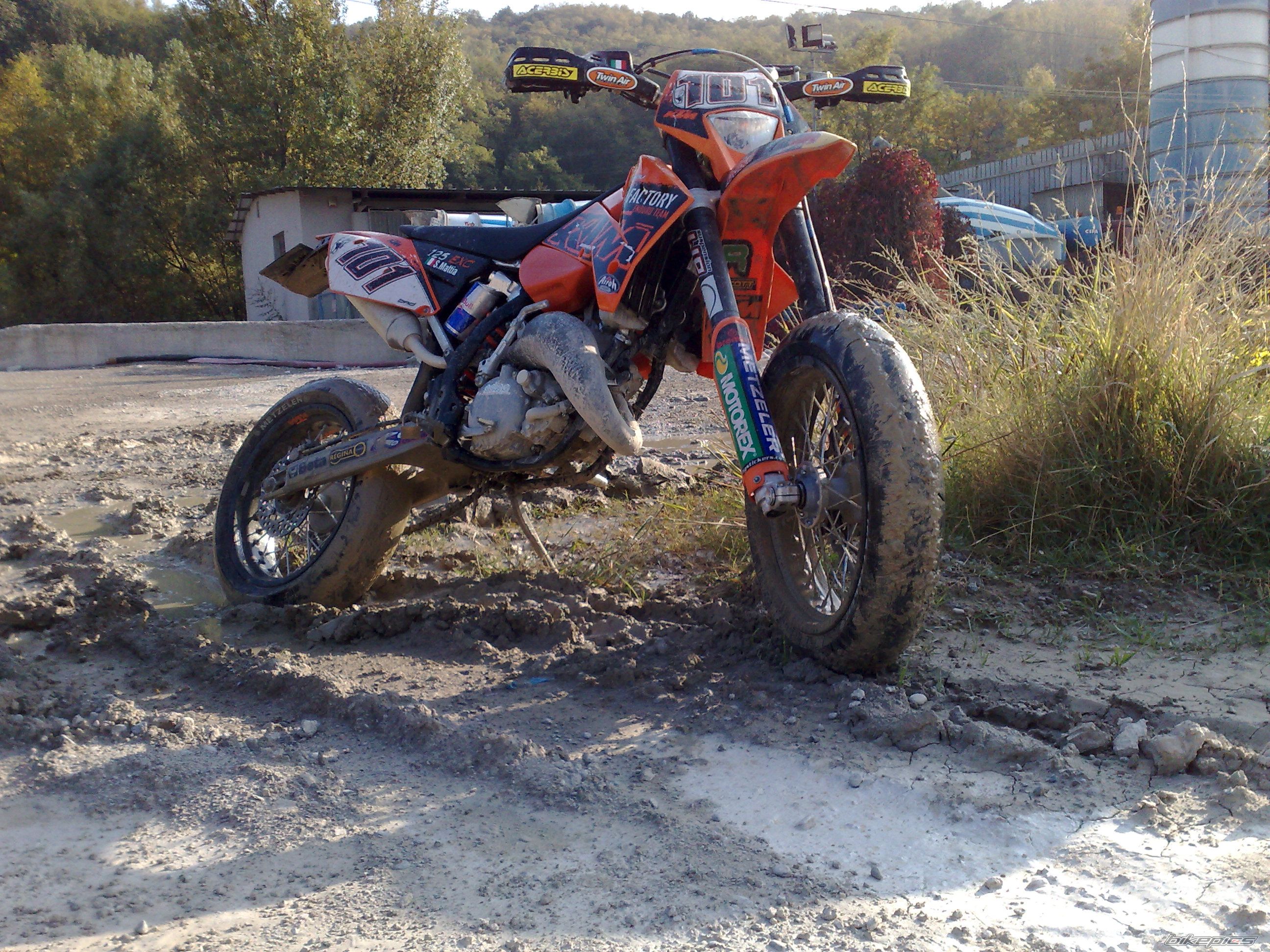 Photo 1454869