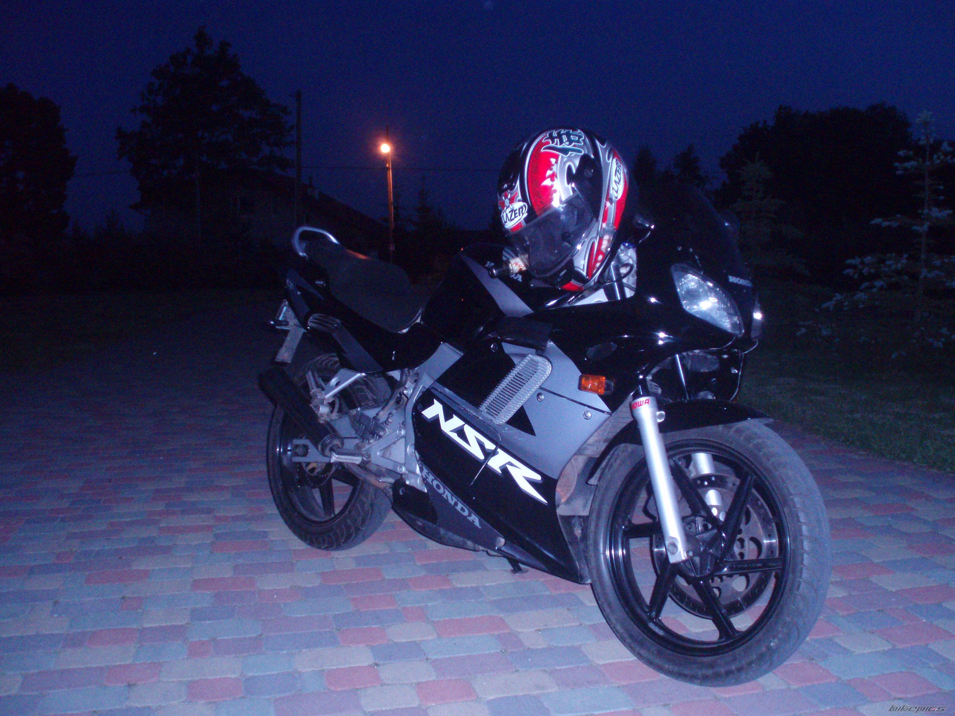 Photo 1455645