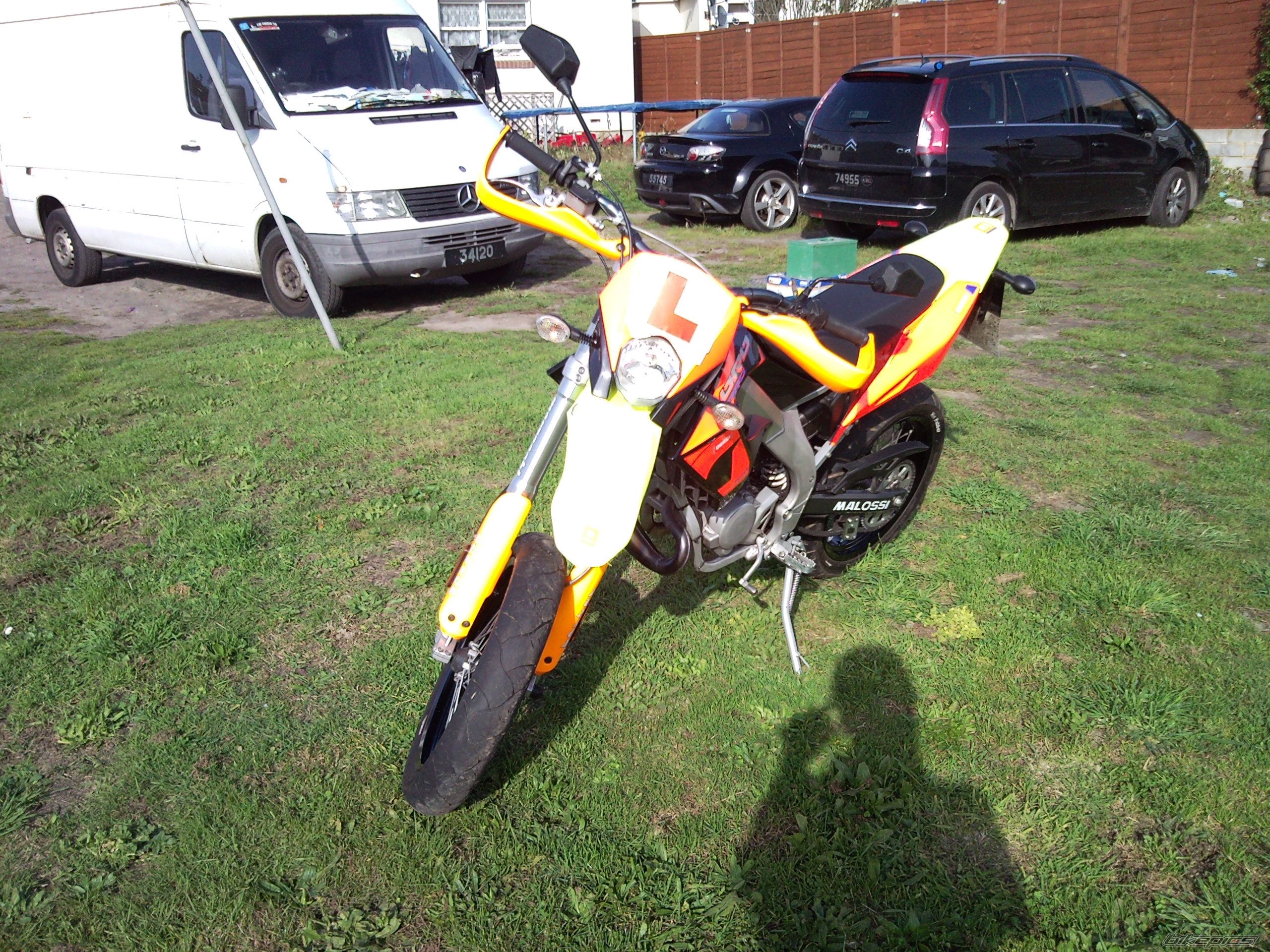 Photo 1456195