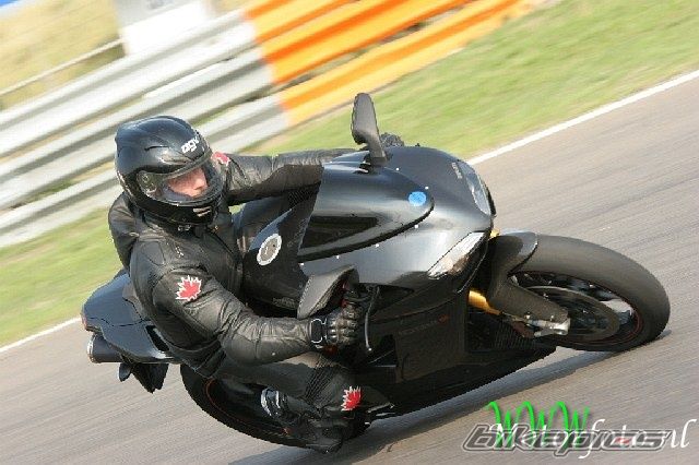 Photo 1456902