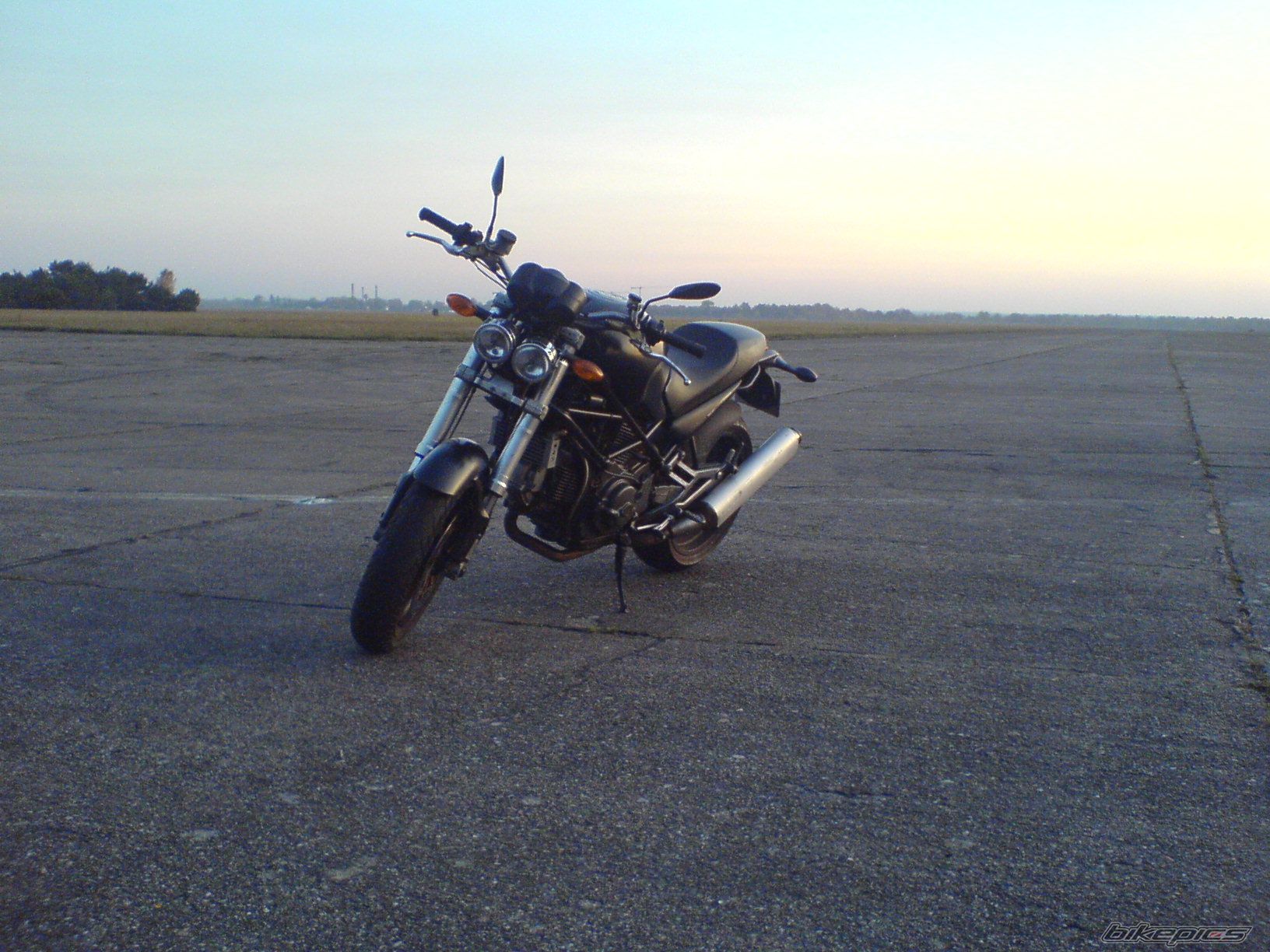 Photo 1457021