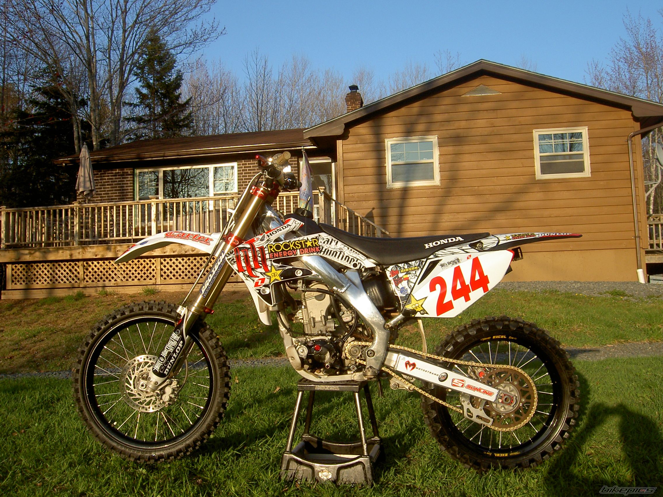 Photo 1457256
