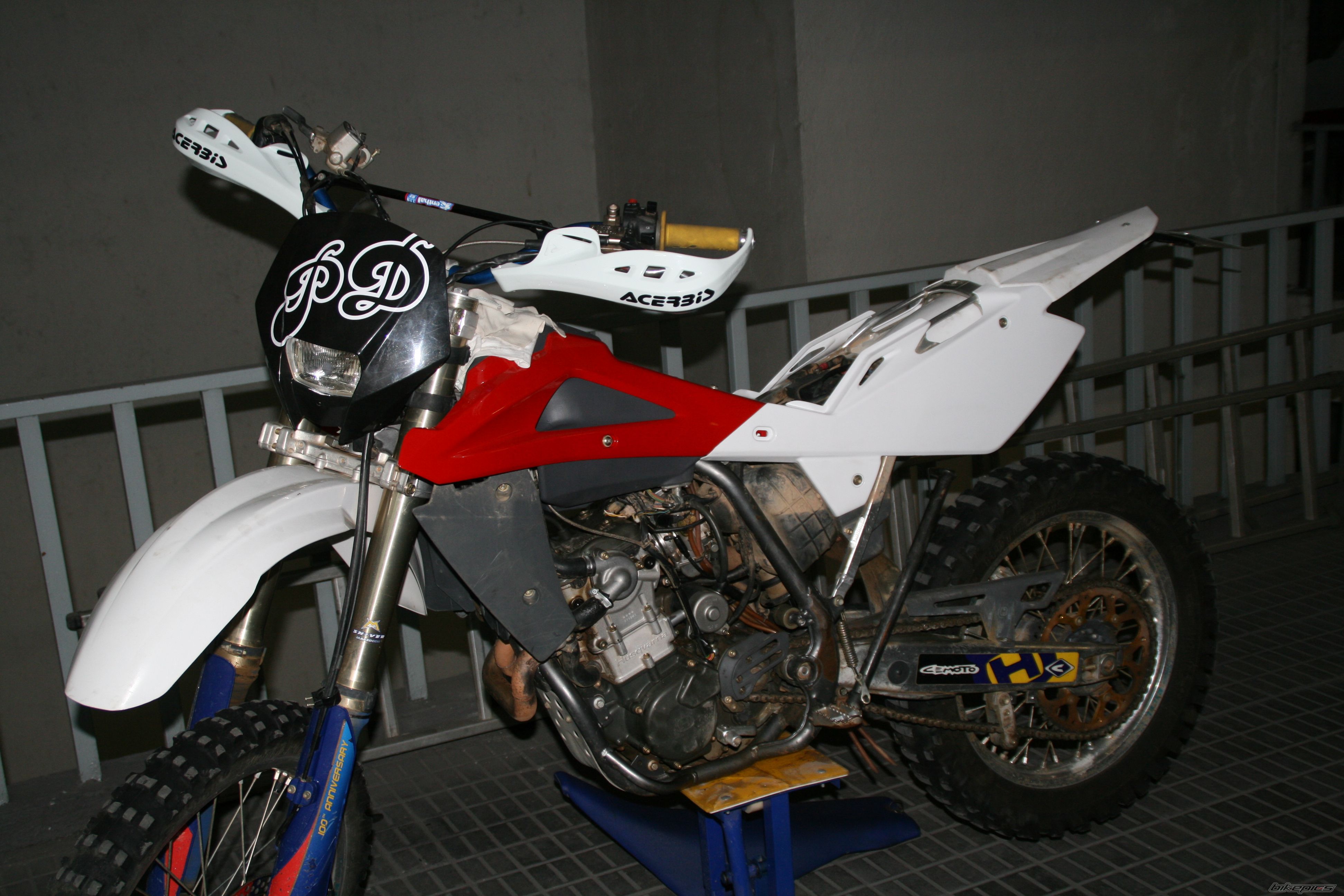 Photo 1457609