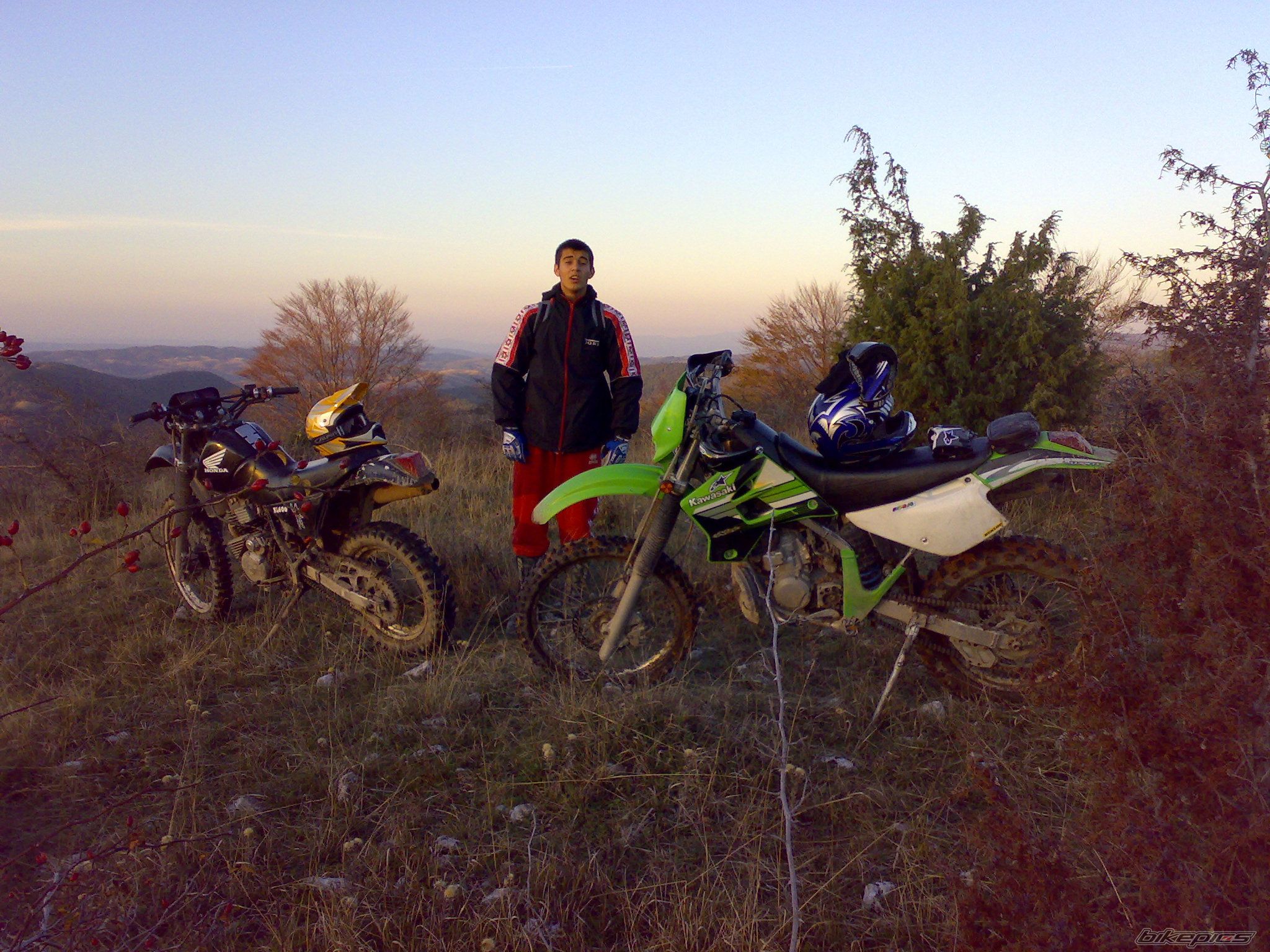Photo 1457881