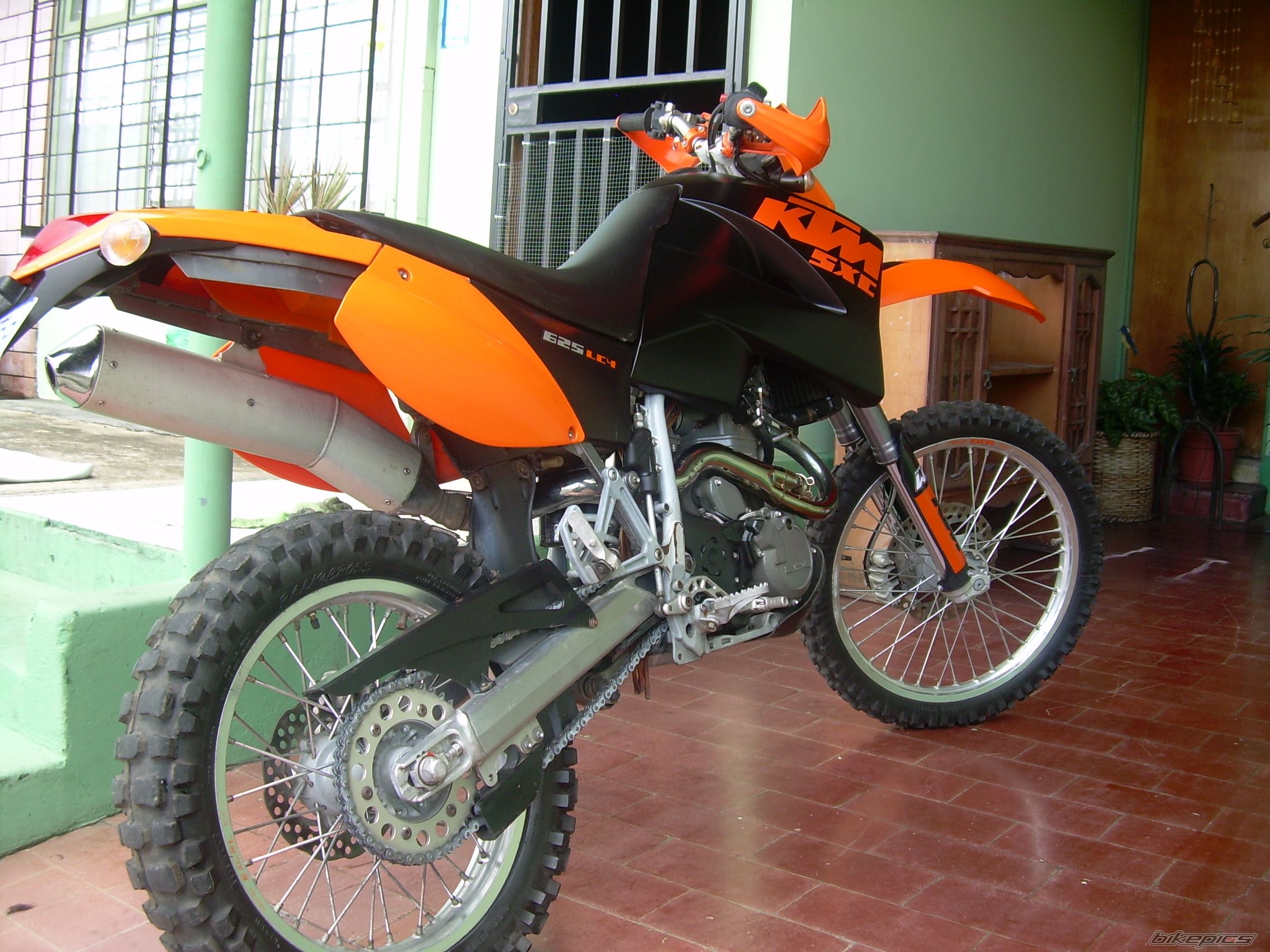 Photo 1458379