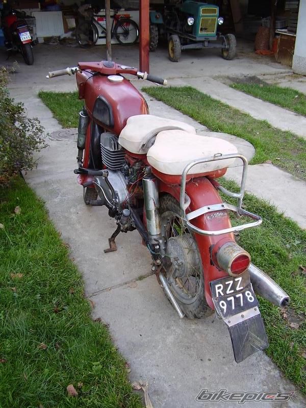 Photo 1458422