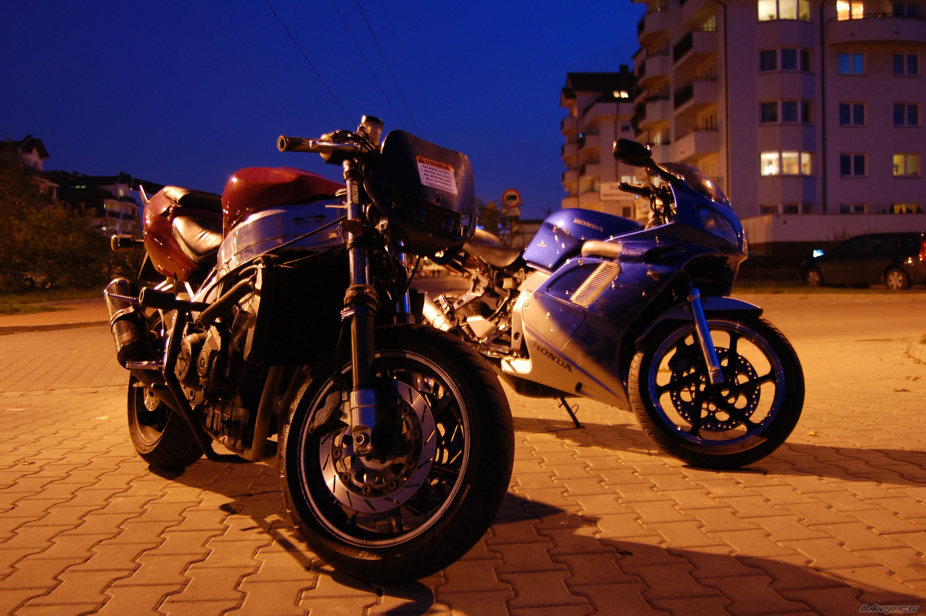 Photo 1458892