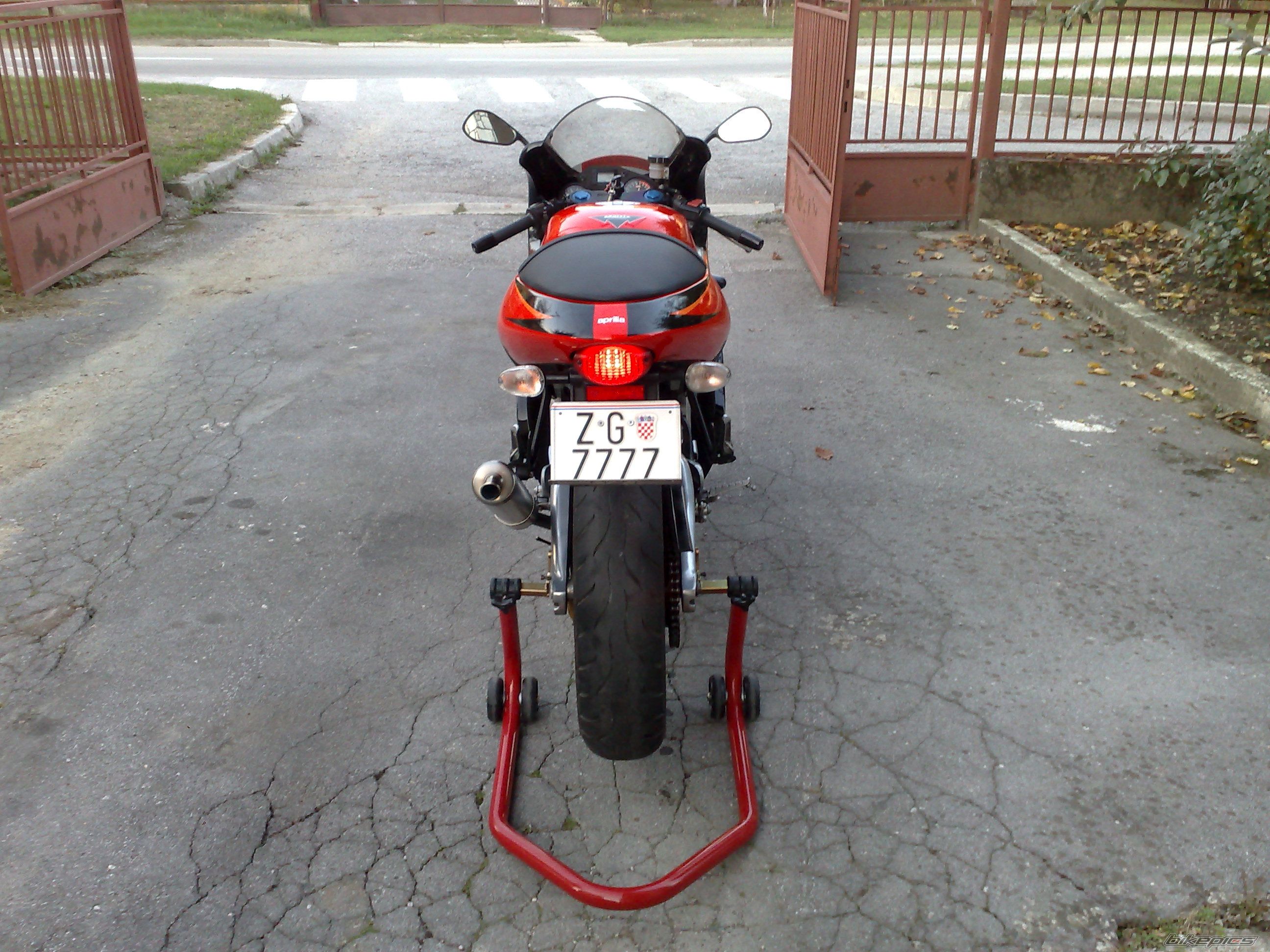 Photo 1459277