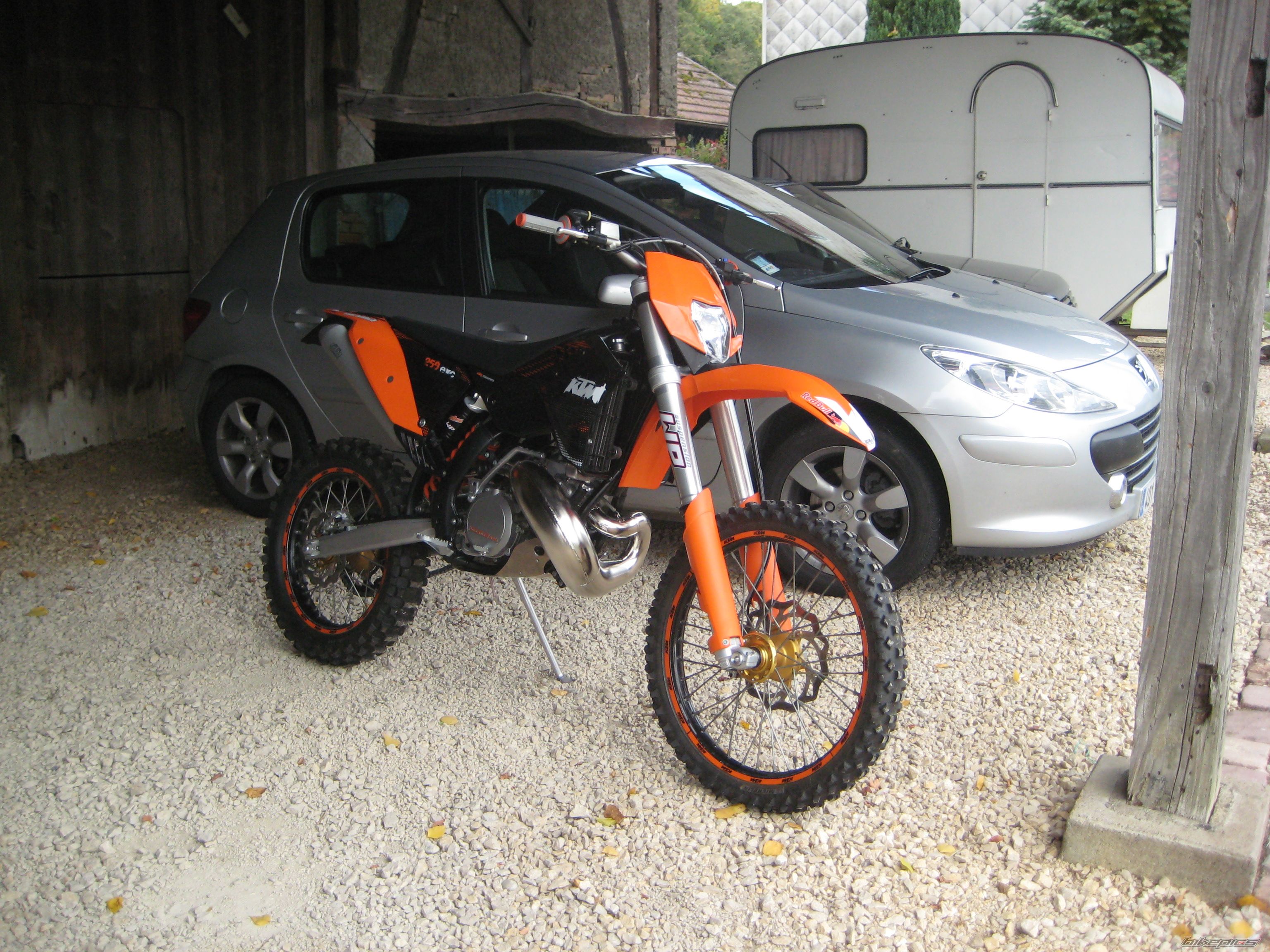 Photo 1459579