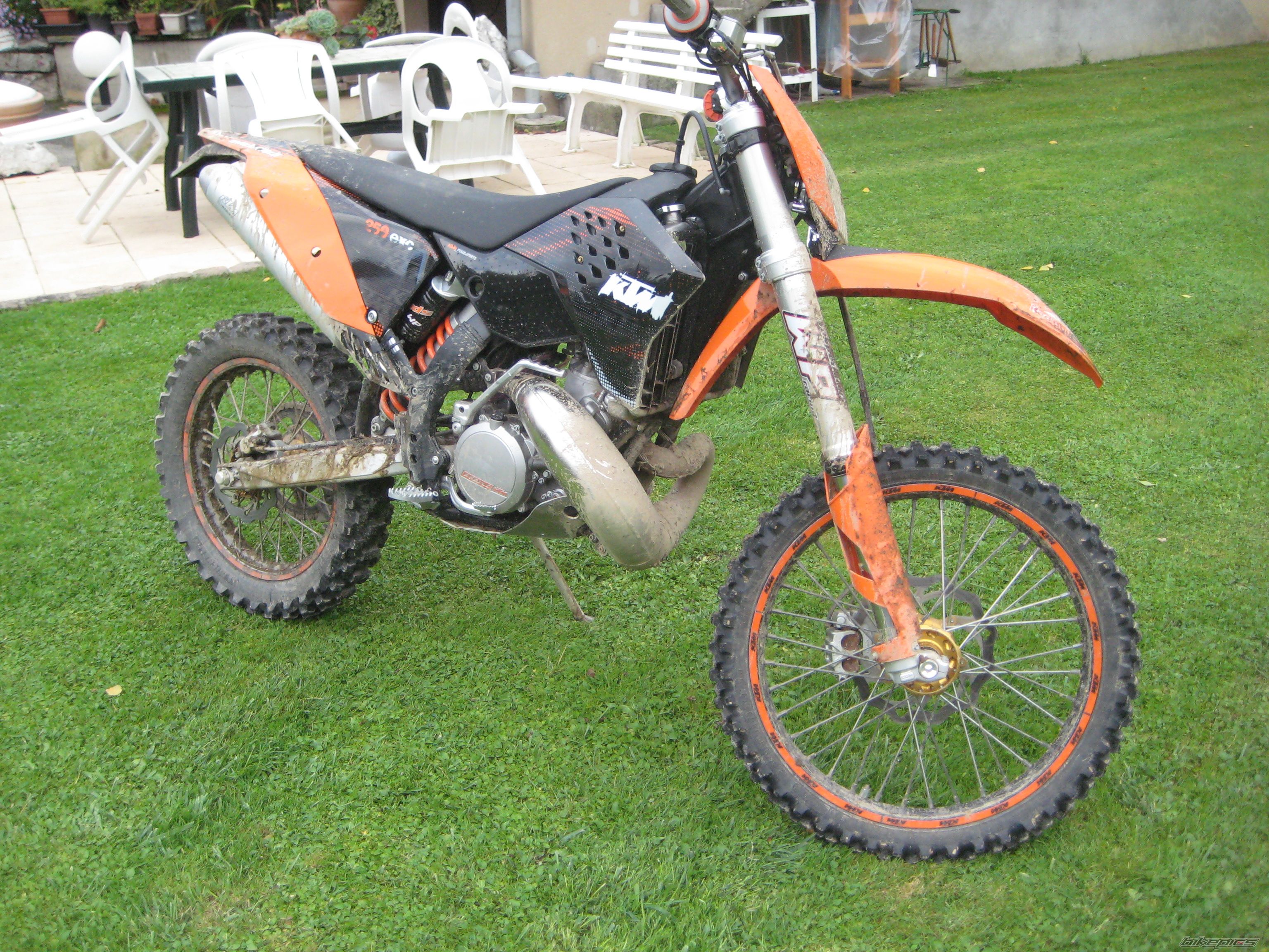 Bike Photo 1459593