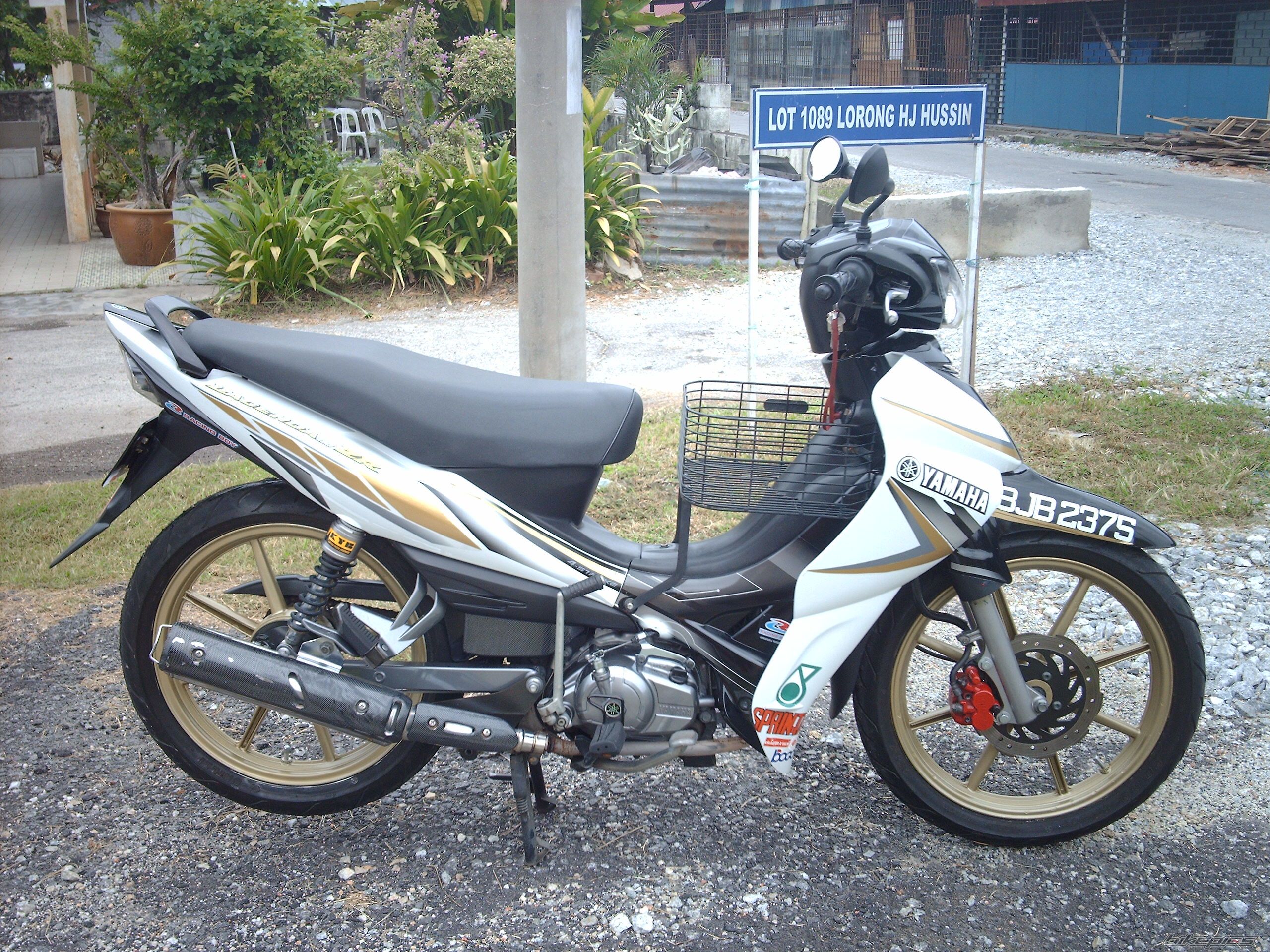 Photo 1460572