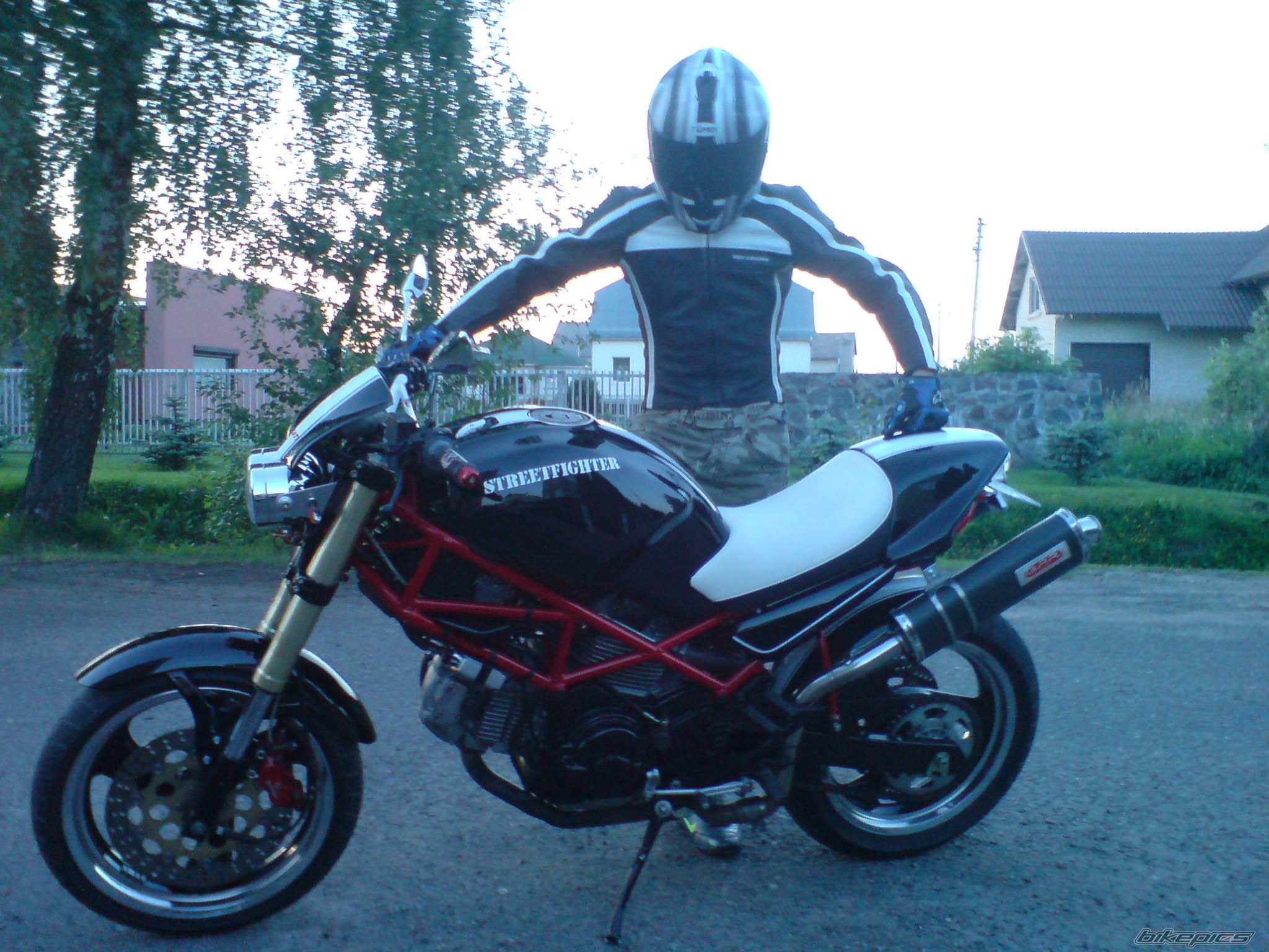 Photo 1460575
