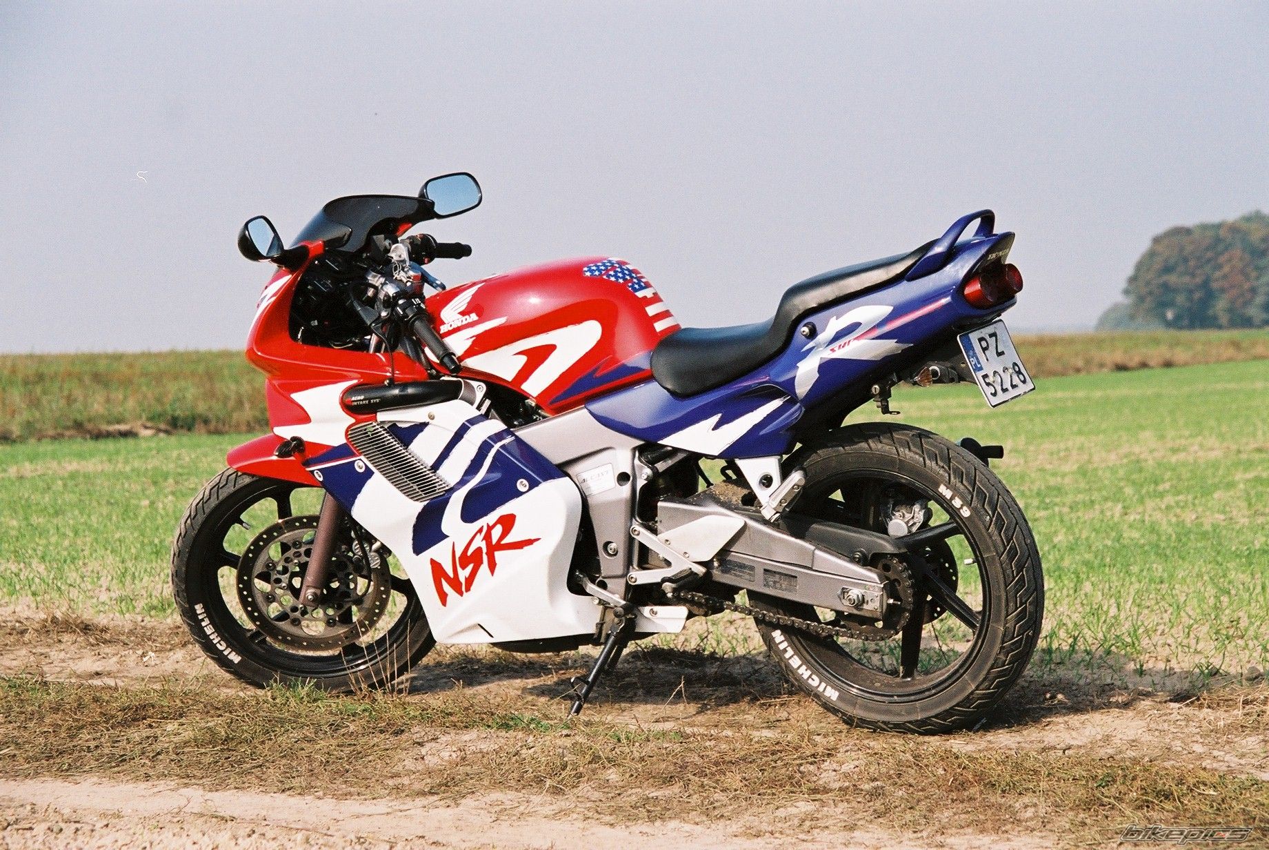 Bike Photo 1460824