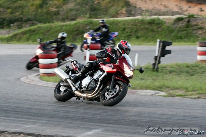 Photo 1461318