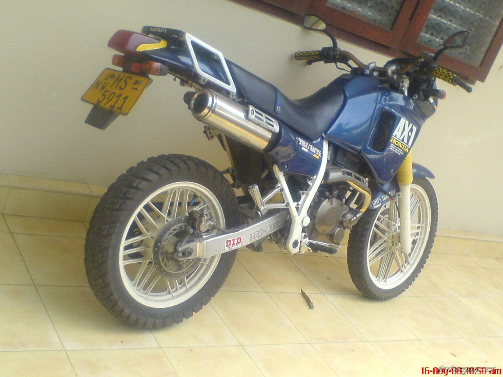 Photo 1462141