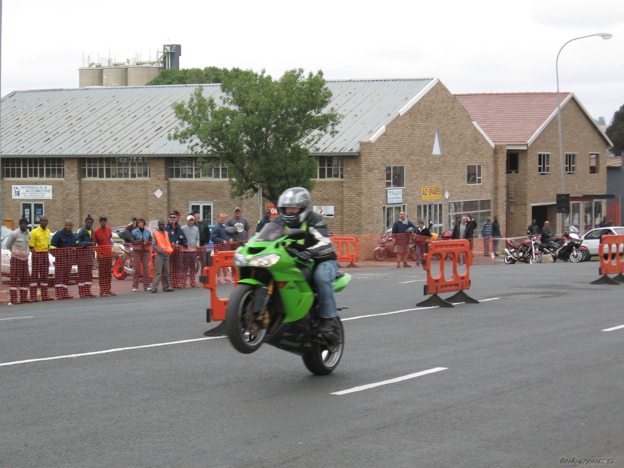 Bike Photo 1462352