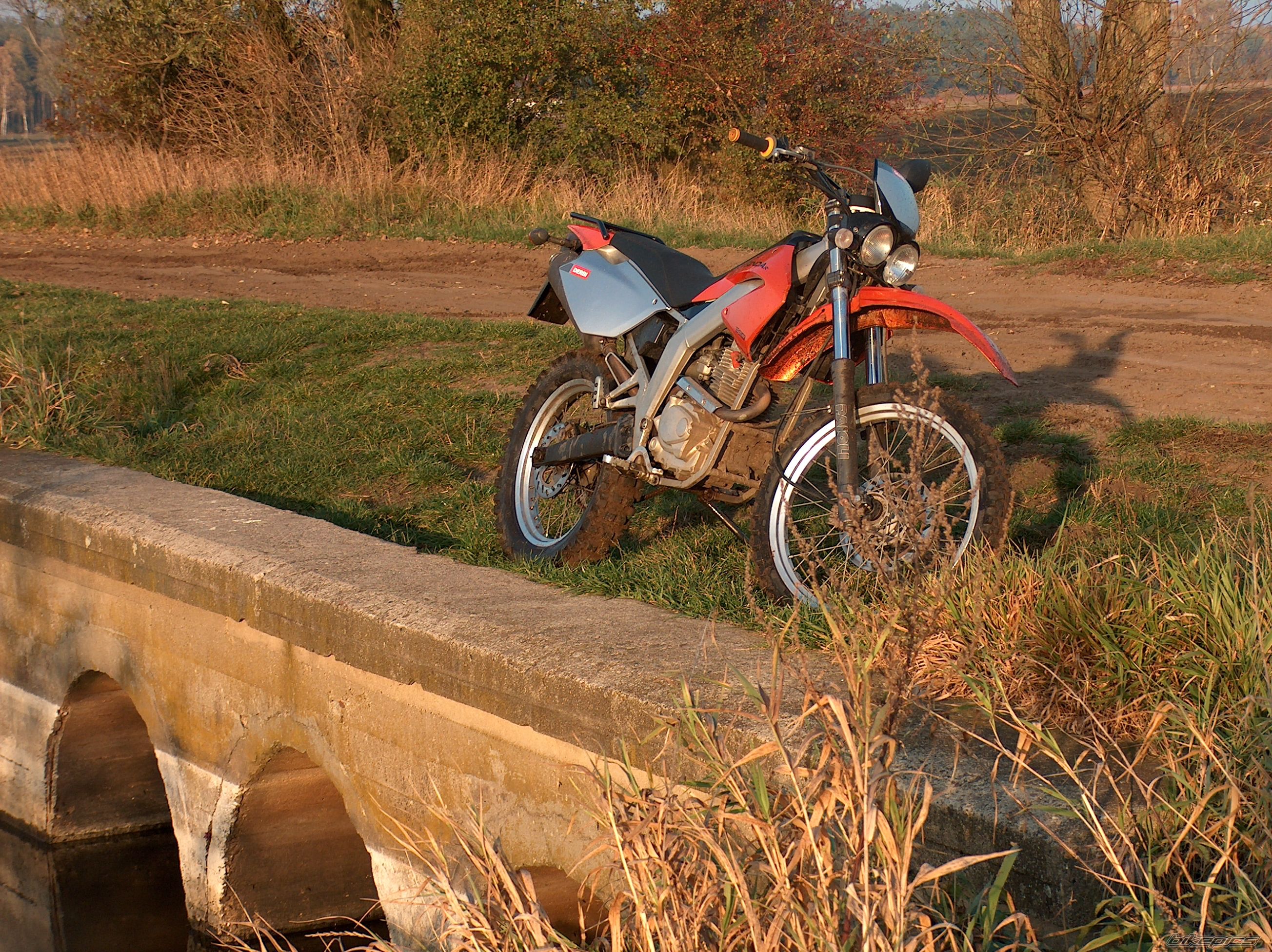 Photo 1462647