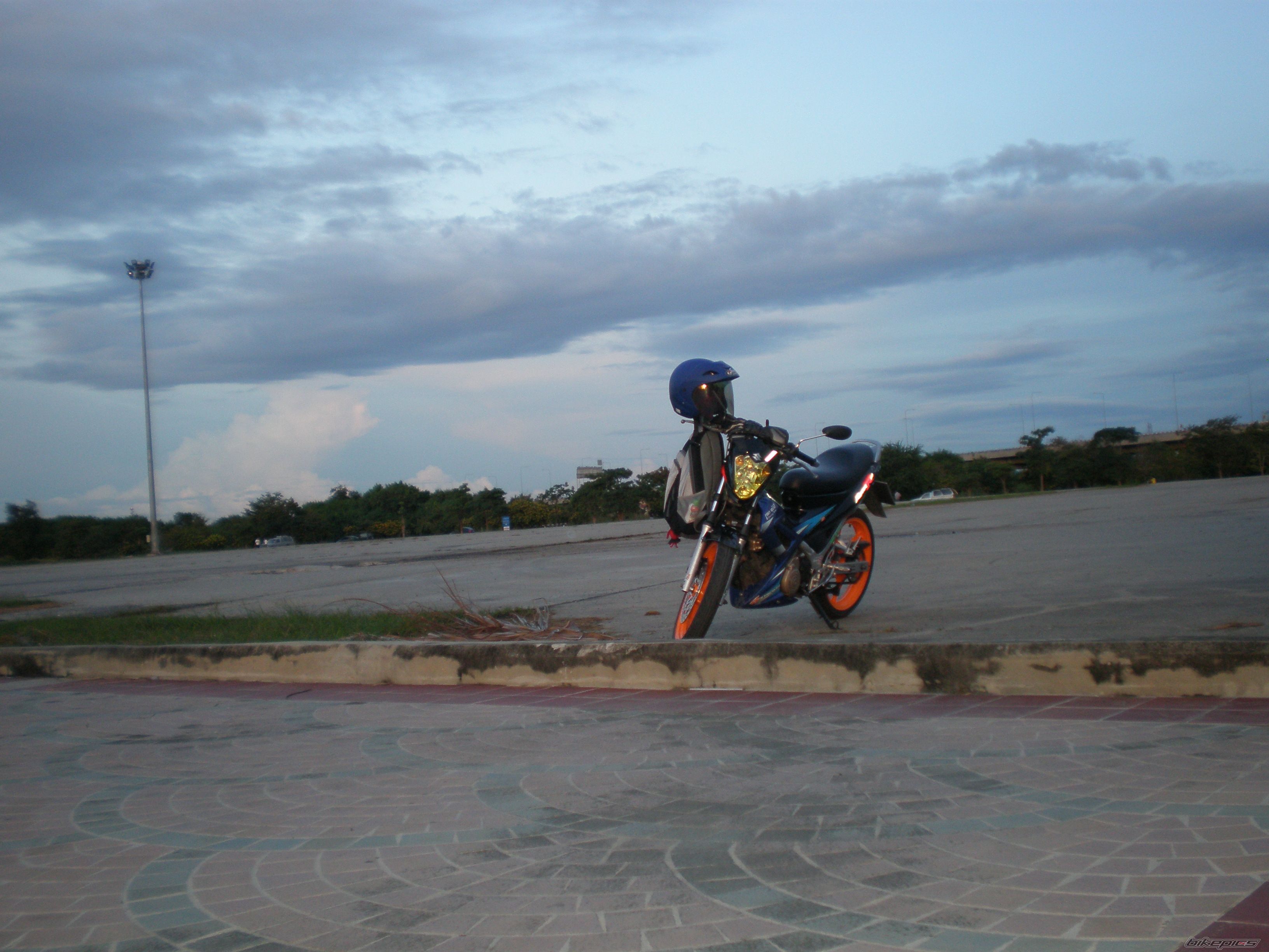Photo 1462936