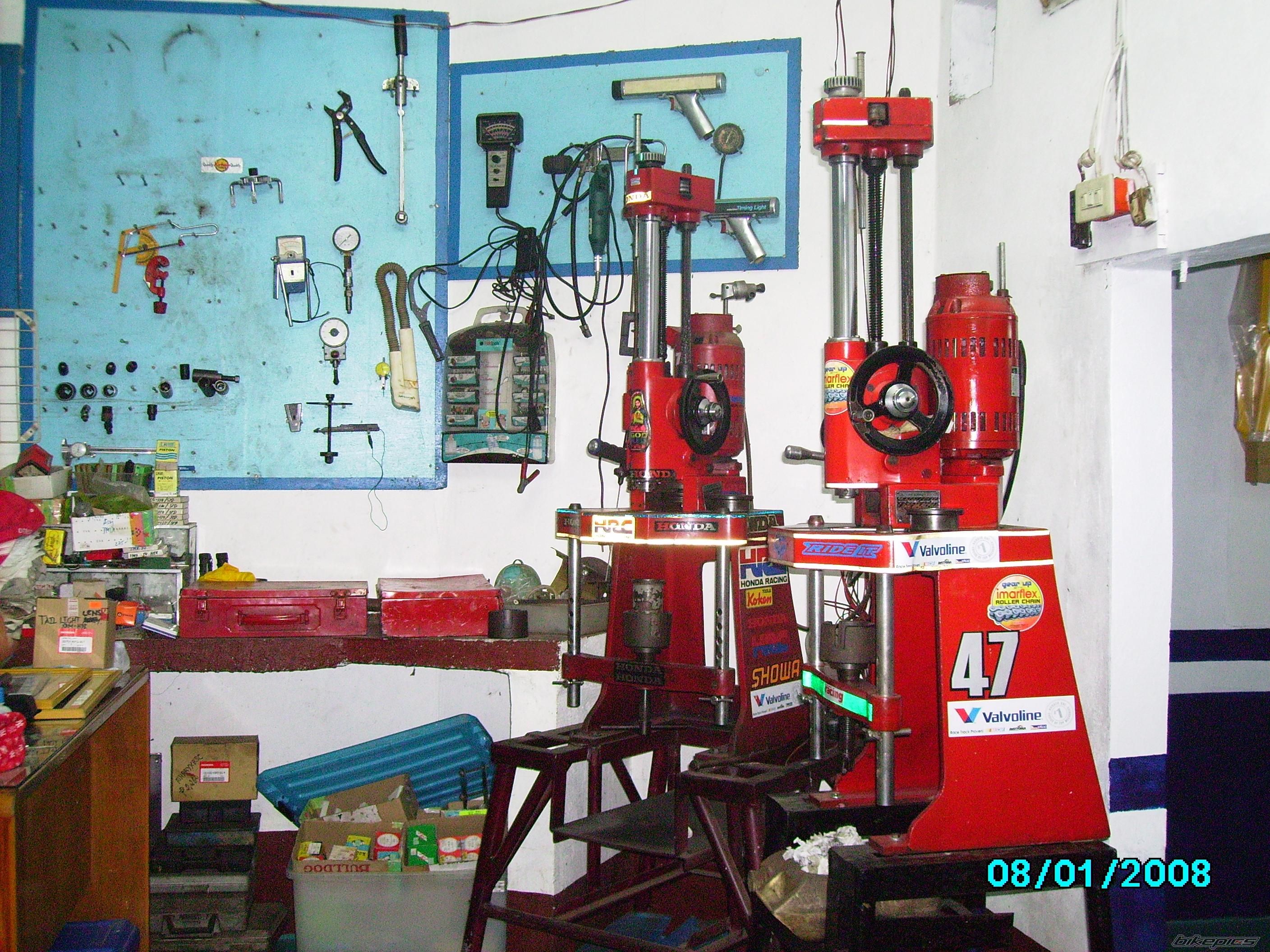 Photo 1463108