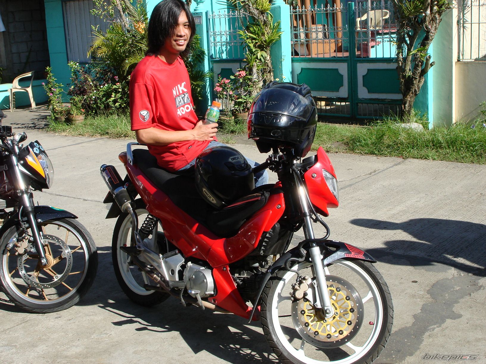 Photo 1463120