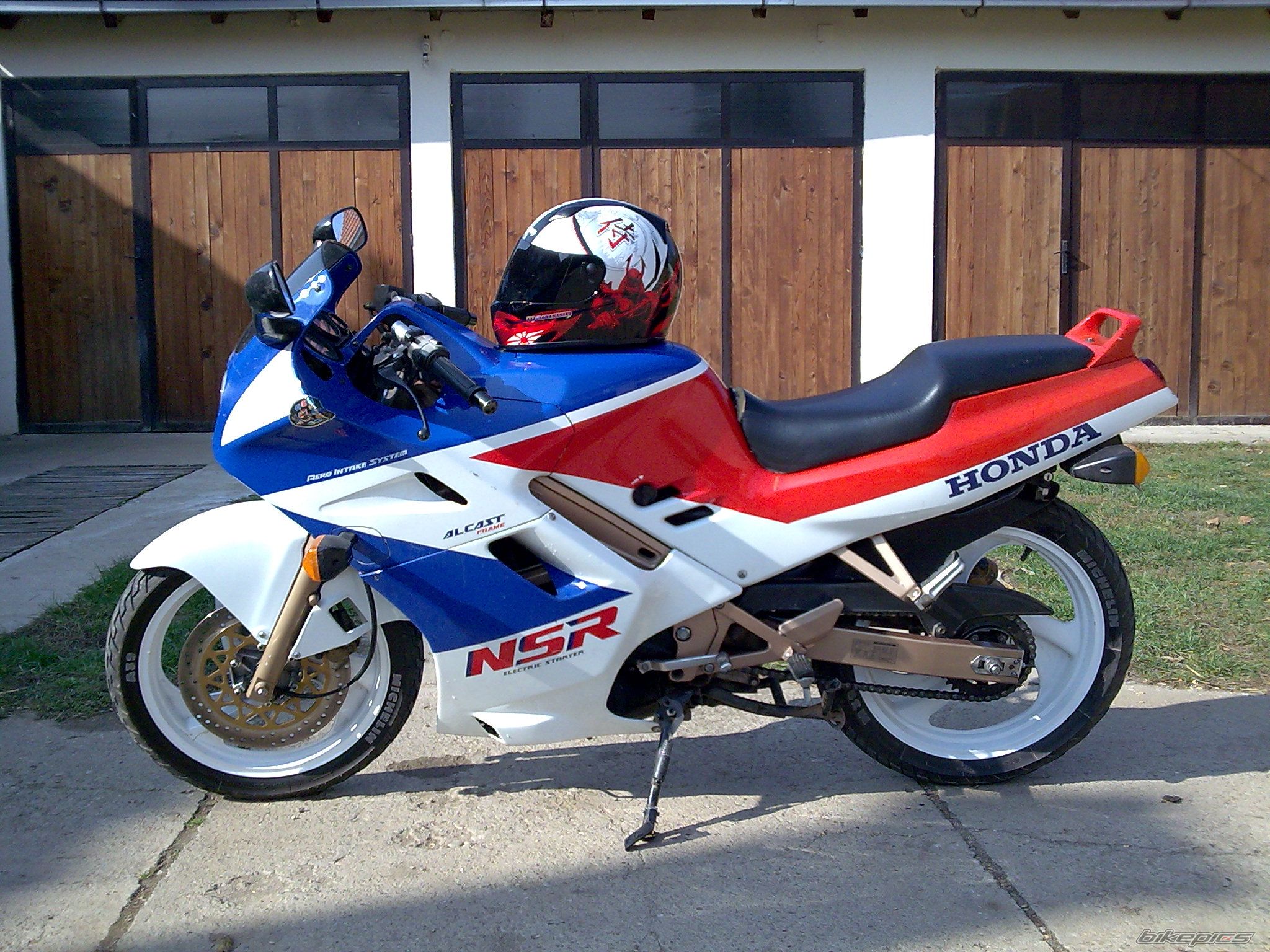 Photo 1463126
