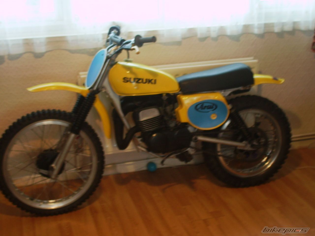 Photo 1463331