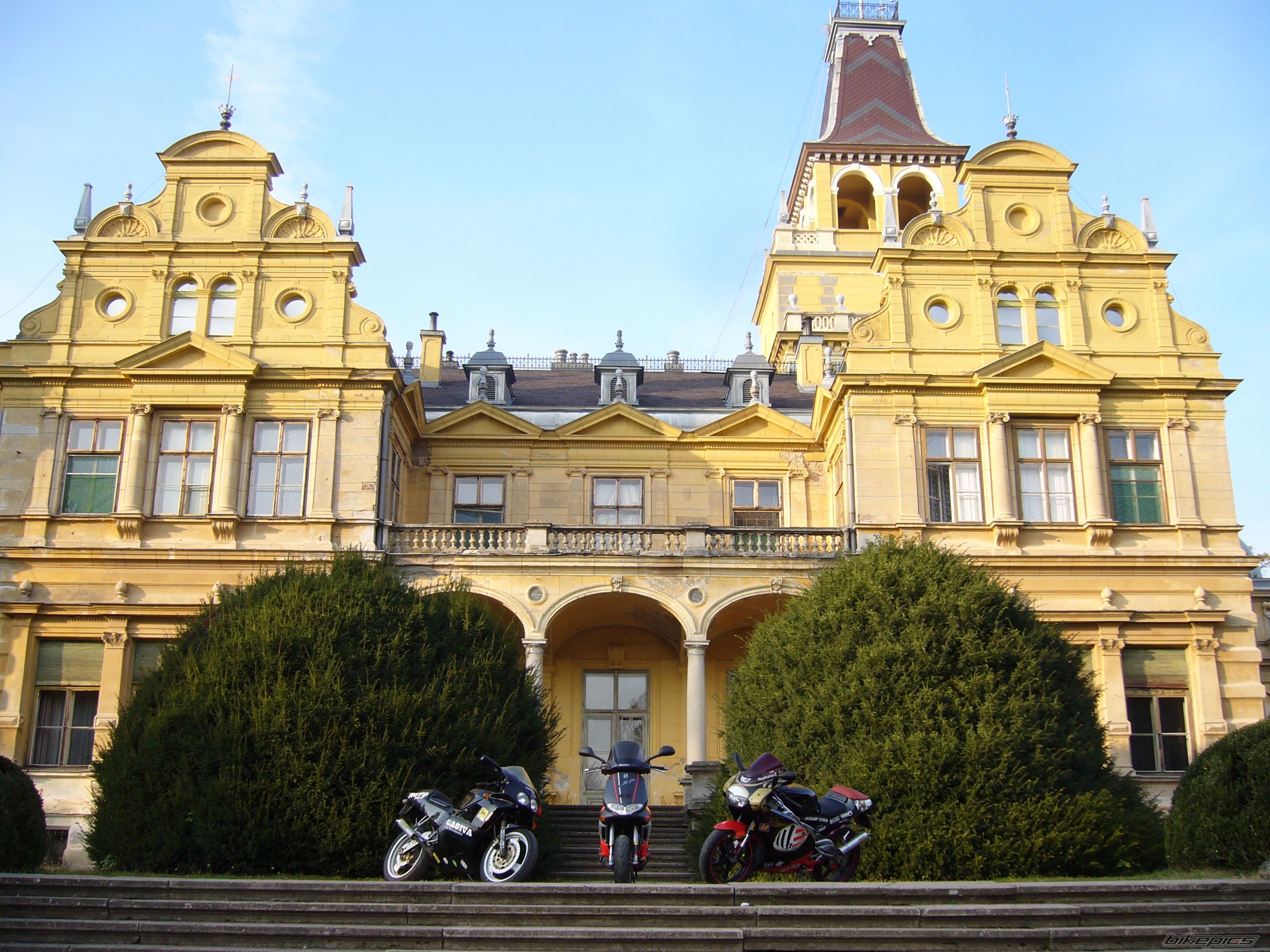 Bike Photo 1463411