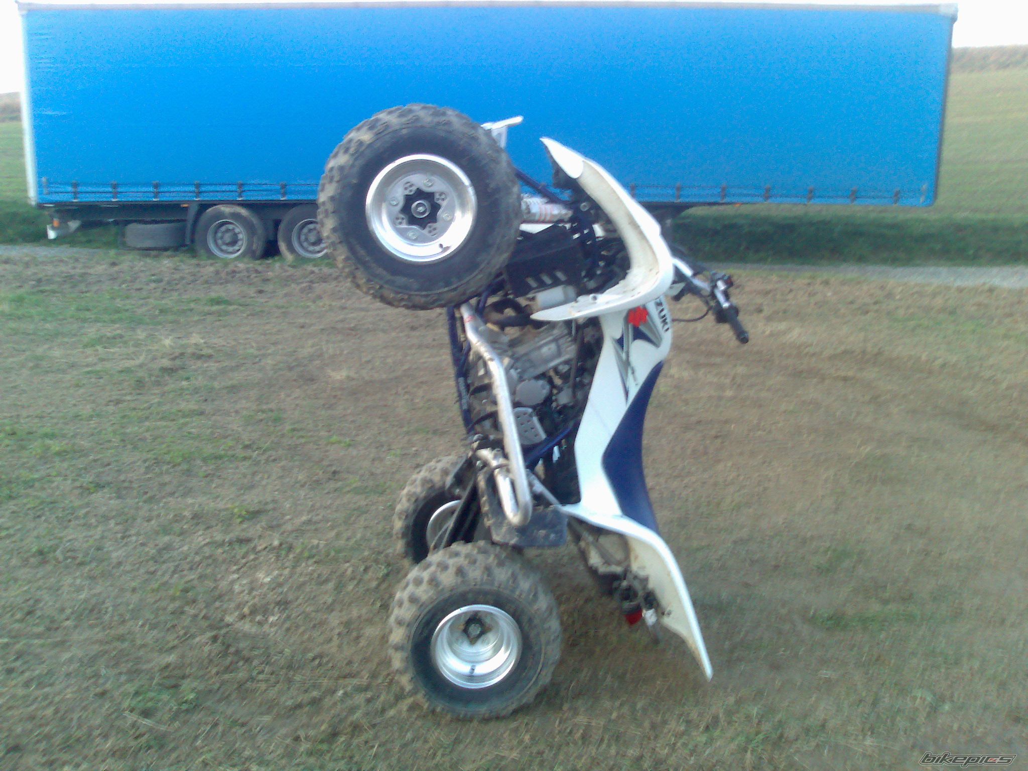 Photo 1463615