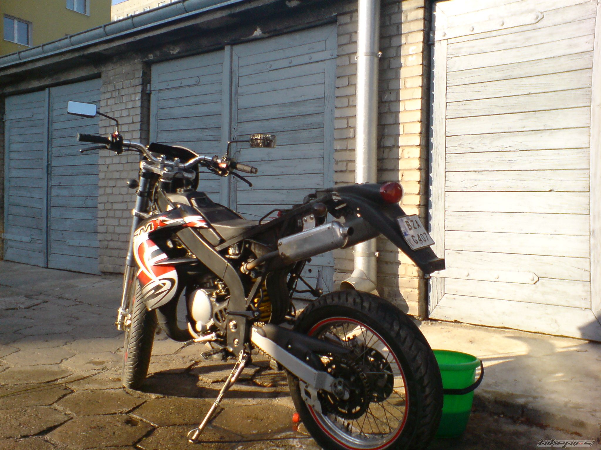Photo 1463638