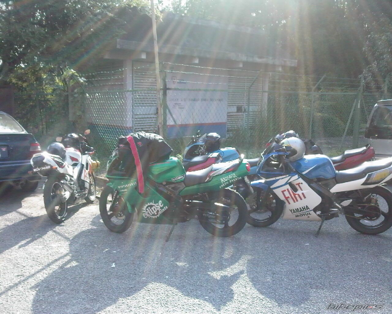 Photo 1463918