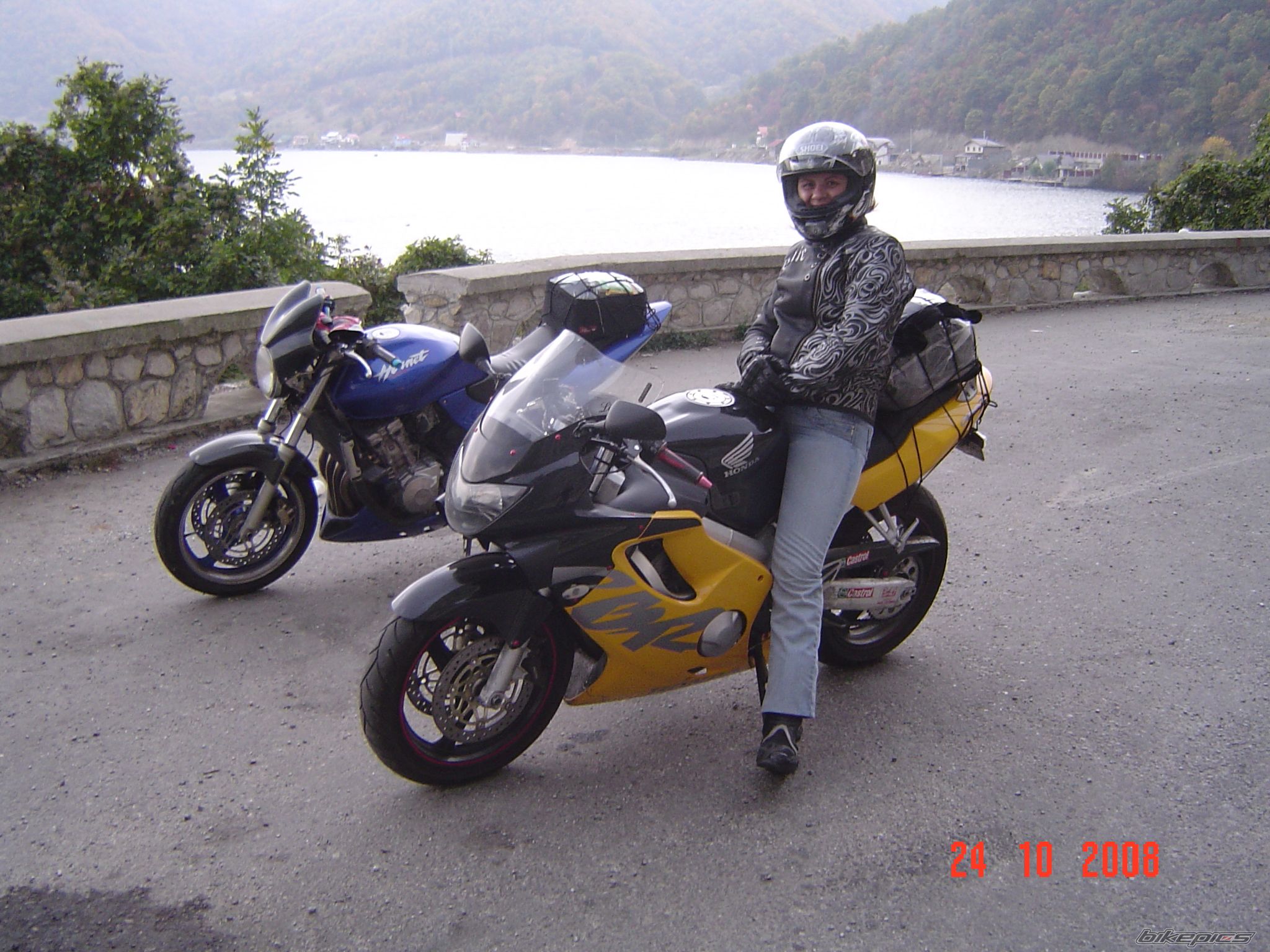 Photo 1464457