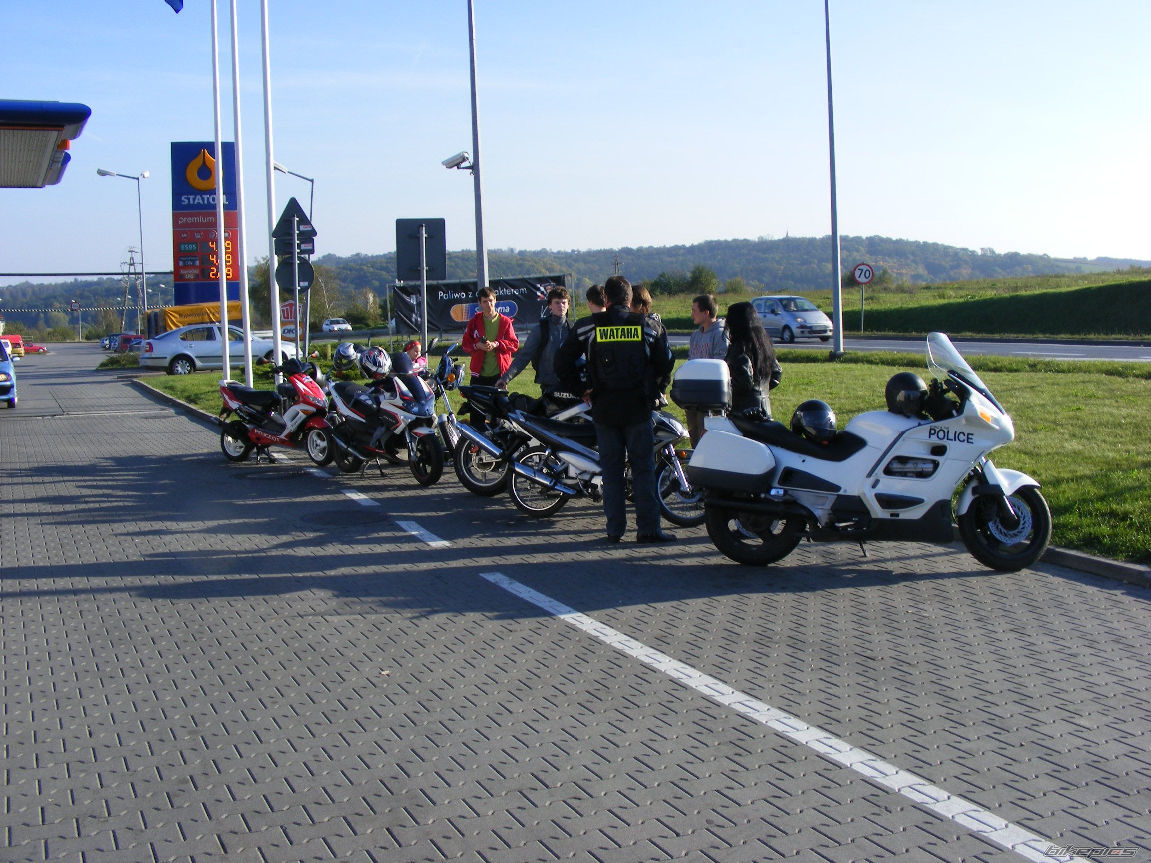 Photo 1465012