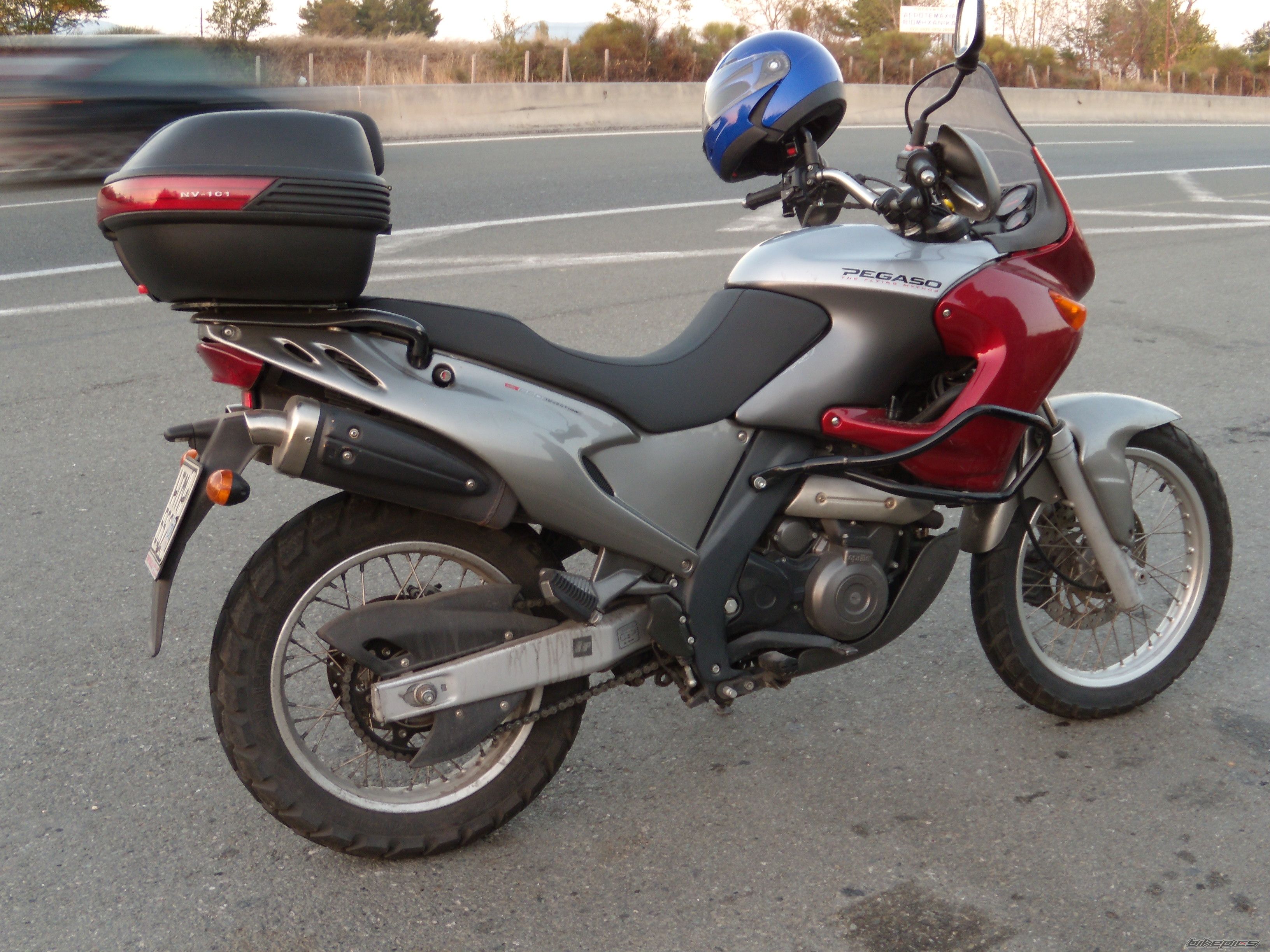 Photo 1465320