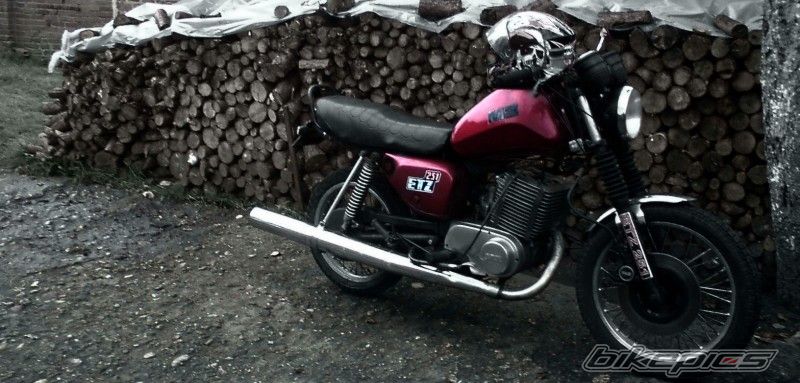 Photo 1465334