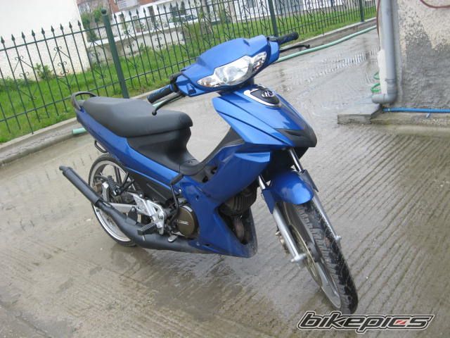 Photo 1465410