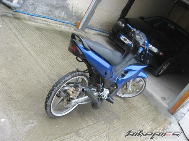 Photo 1465411