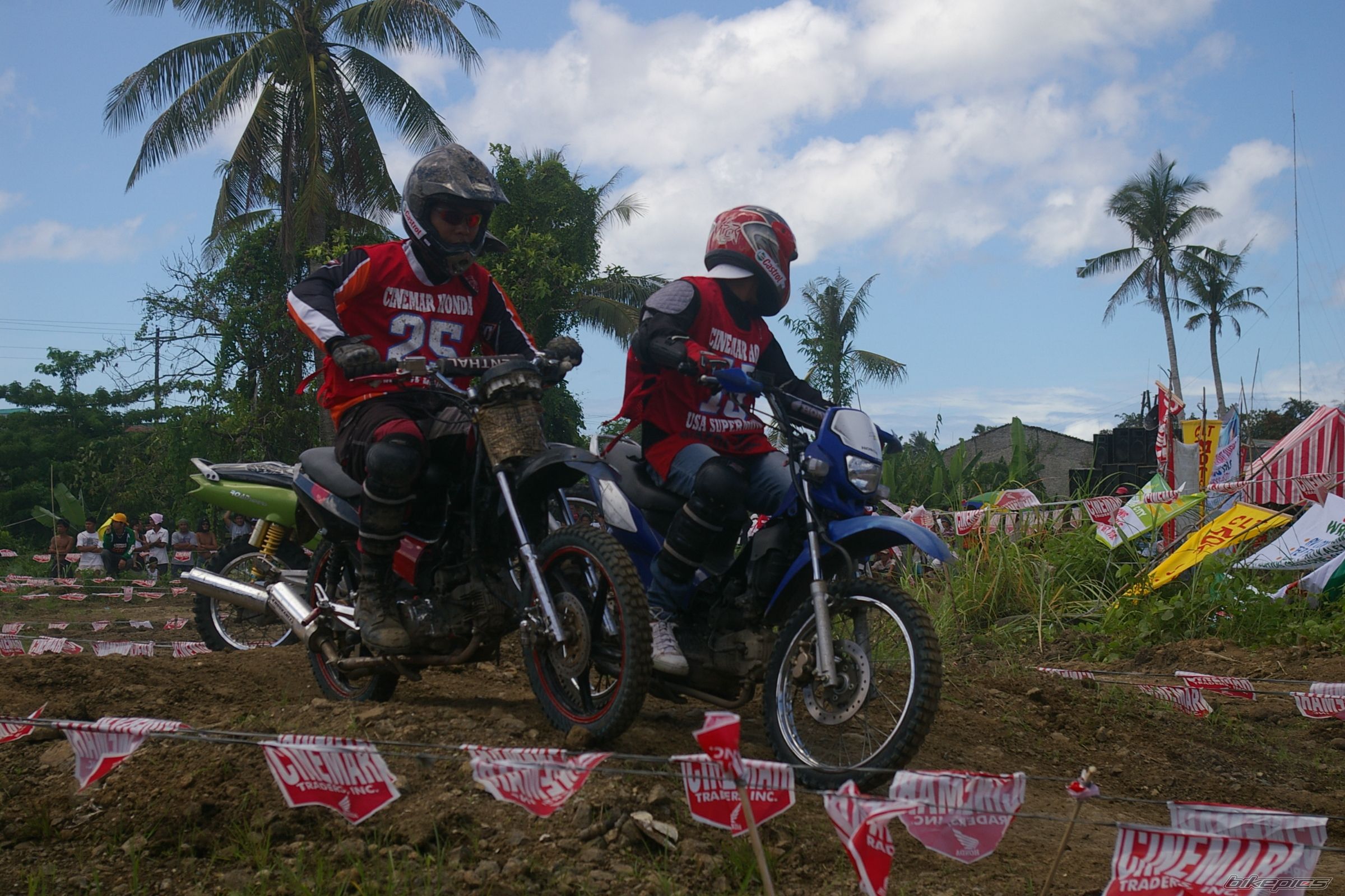 Bike Photo 1465446