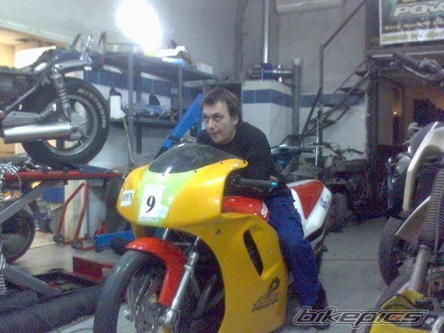 Photo 1465464