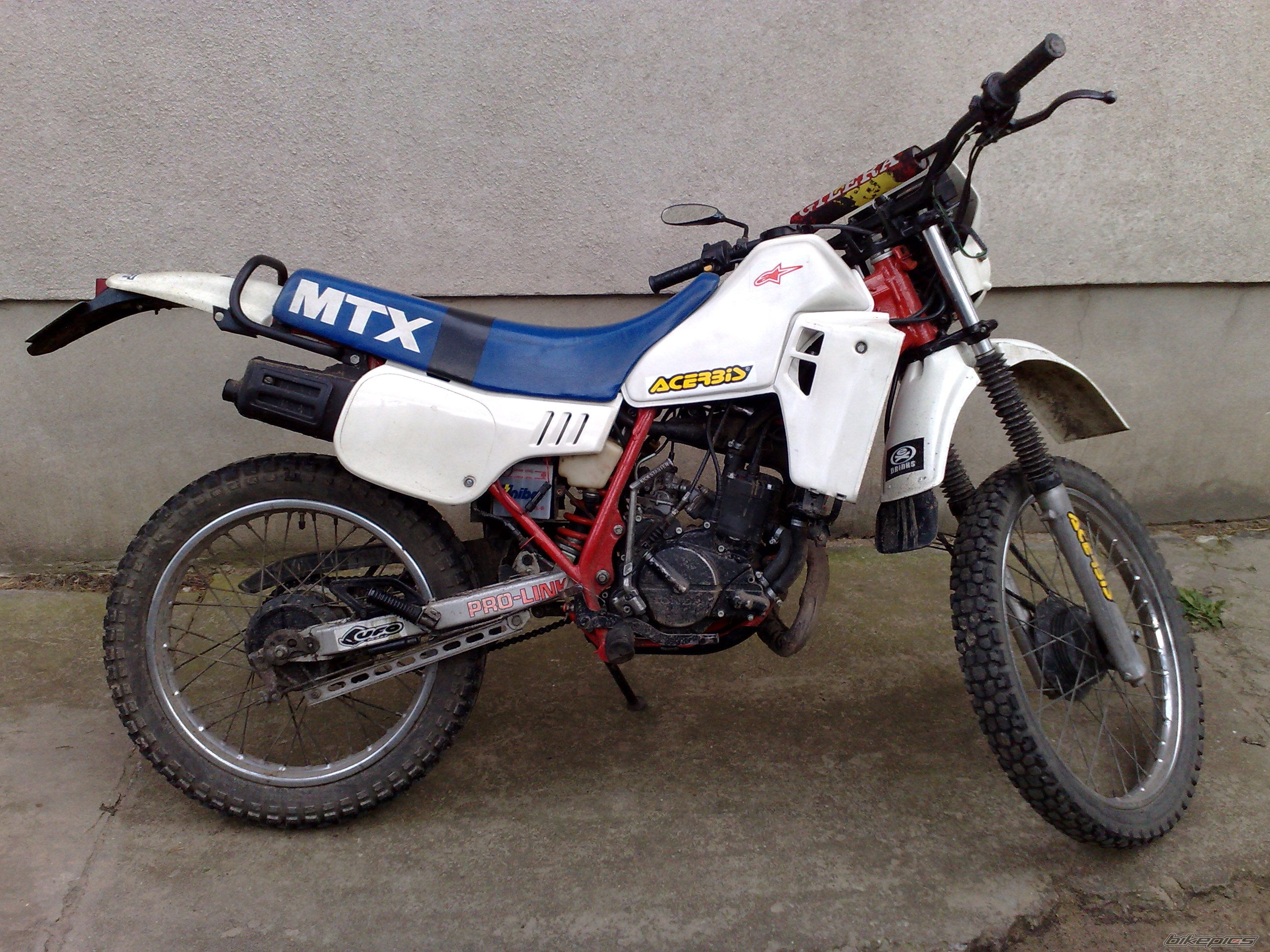 Photo 1465502