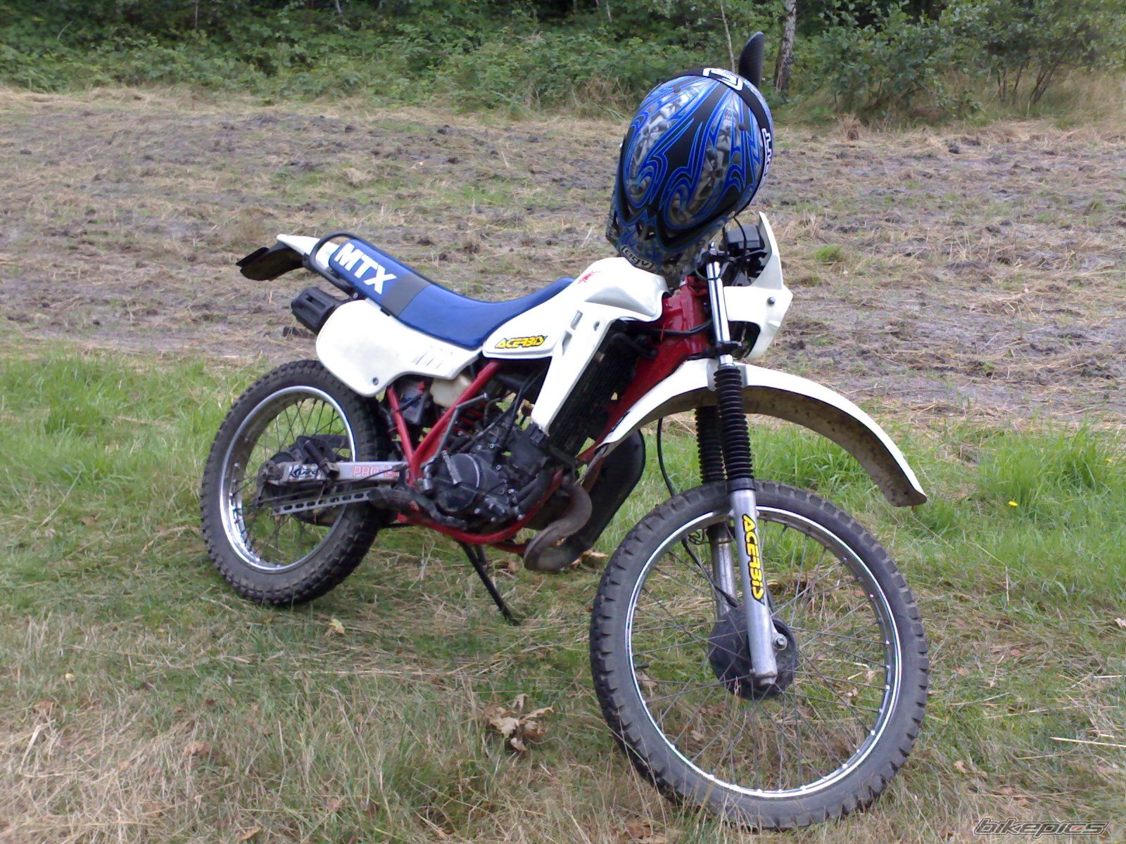 Photo 1465529